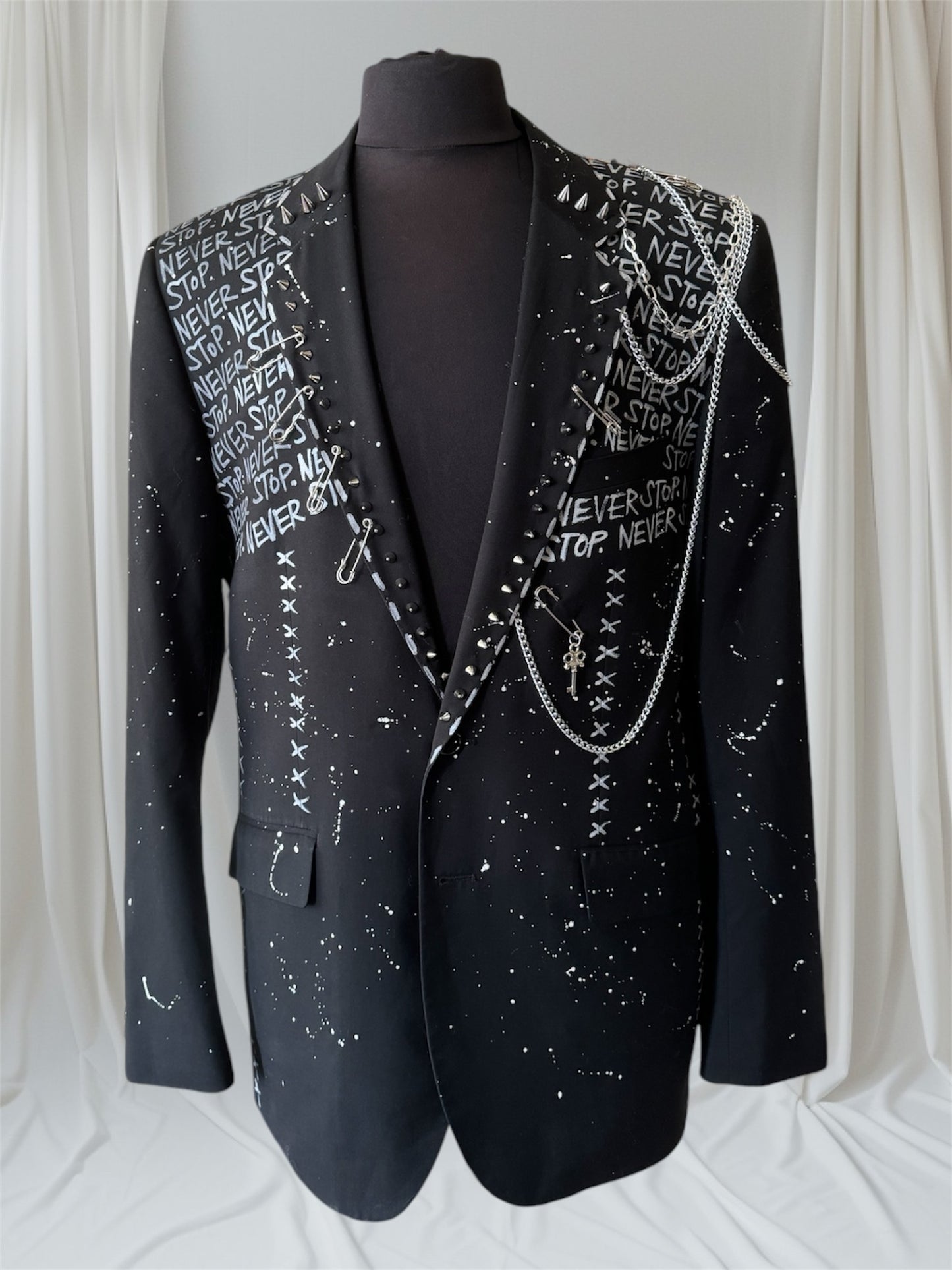 NEVER STOP 44L Mens Suit Jacket - Punk Majesty Streetwear