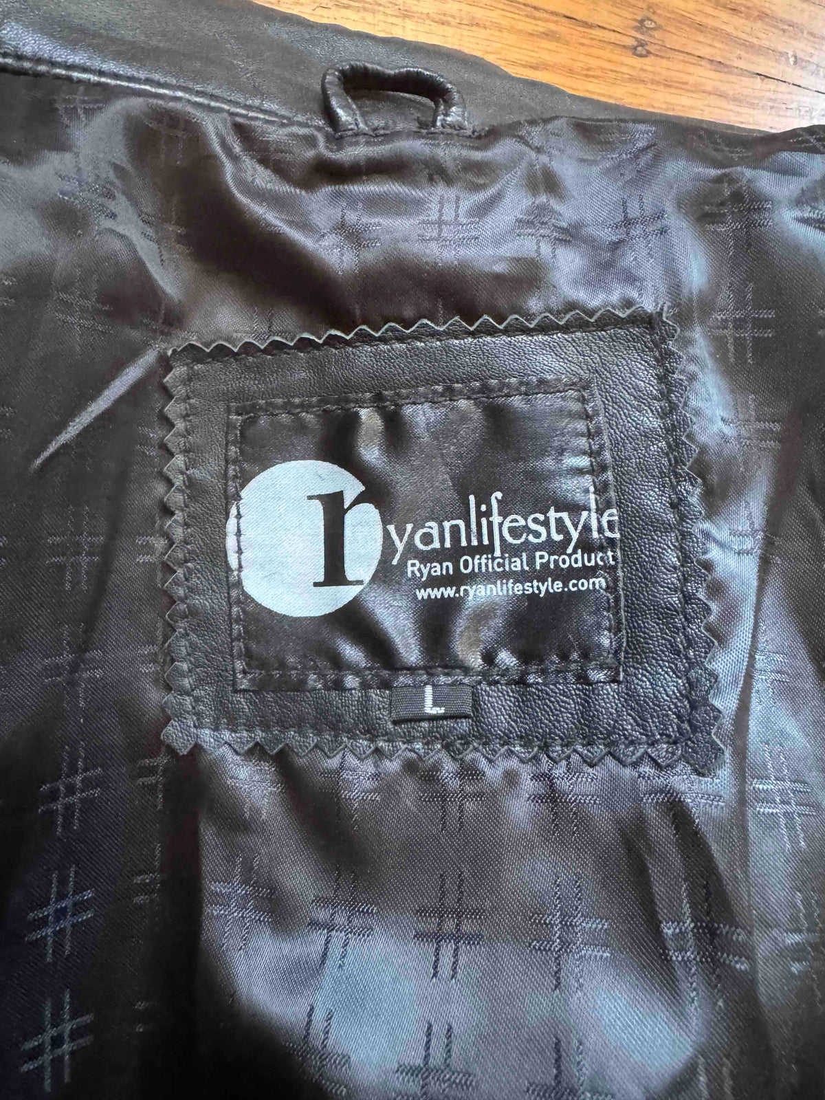Men's Vintage Black Leather Cafe Racer Jacket, L 40