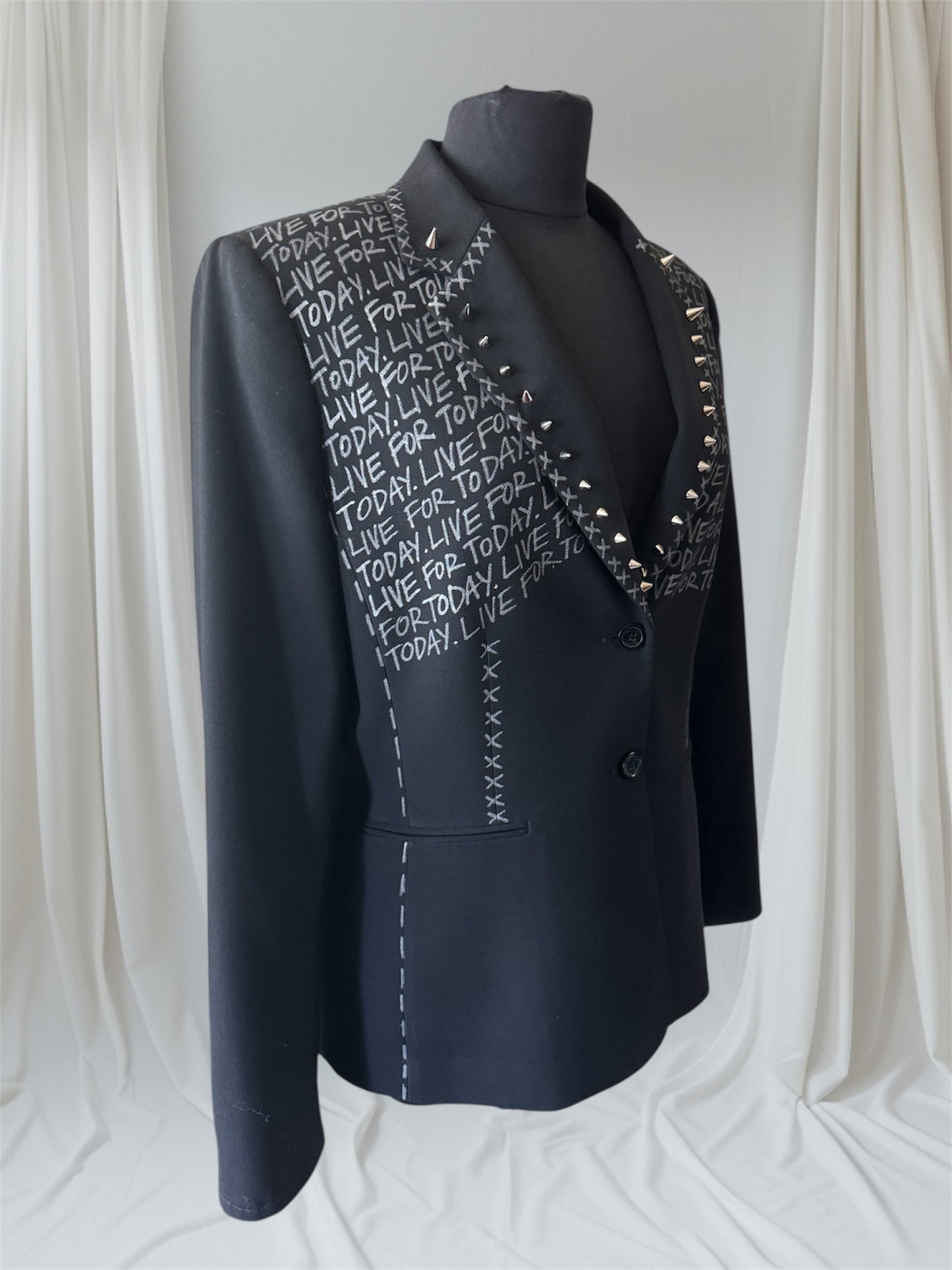 LIVE FOR TODAY Size 12 Womens Suit Jacket