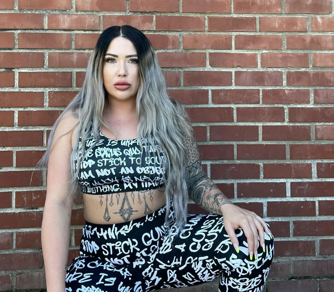 Empowering Graffiti Women's Seamless Sports Bra - Punk Majesty Streetwear