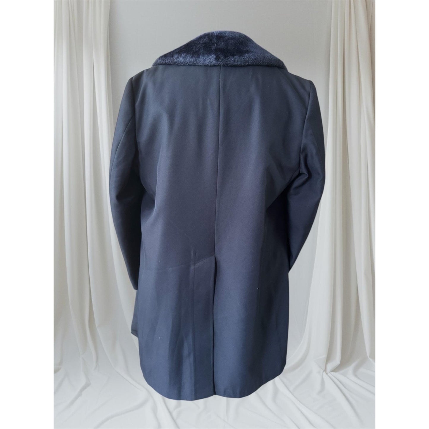 Men's Navy Pea Coat/ Trench Coat with Faux Fur Collar, 44R/ X-Large