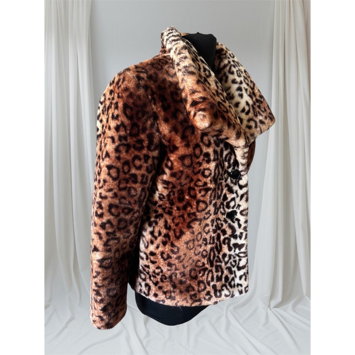 Leopard Print Faux Fur Coat, M