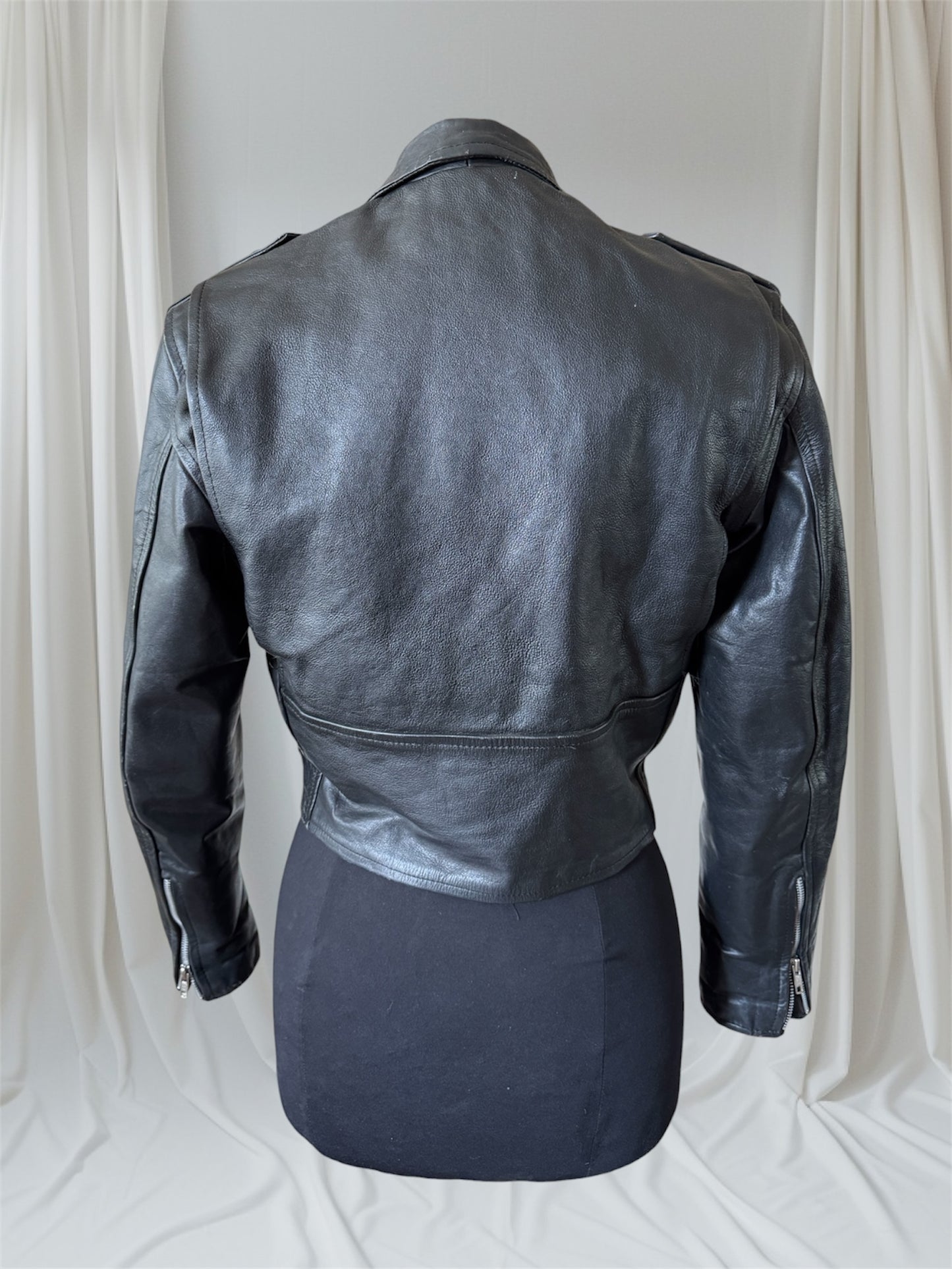 Women's Cropped Vintage Leather Motorcycle Jacket, Medium