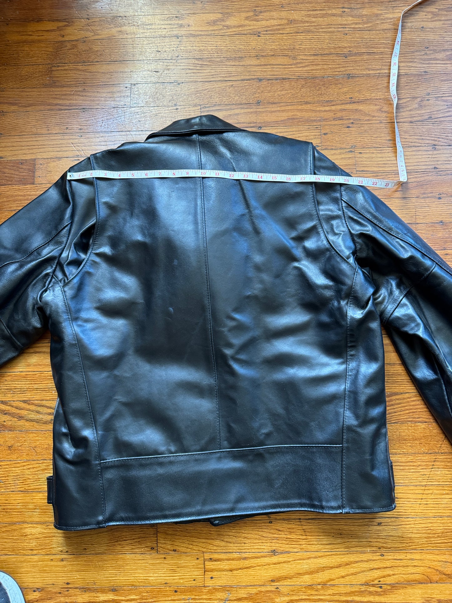Men's Vintage Black Leather Motorcycle Jacket, XL/ 46T
