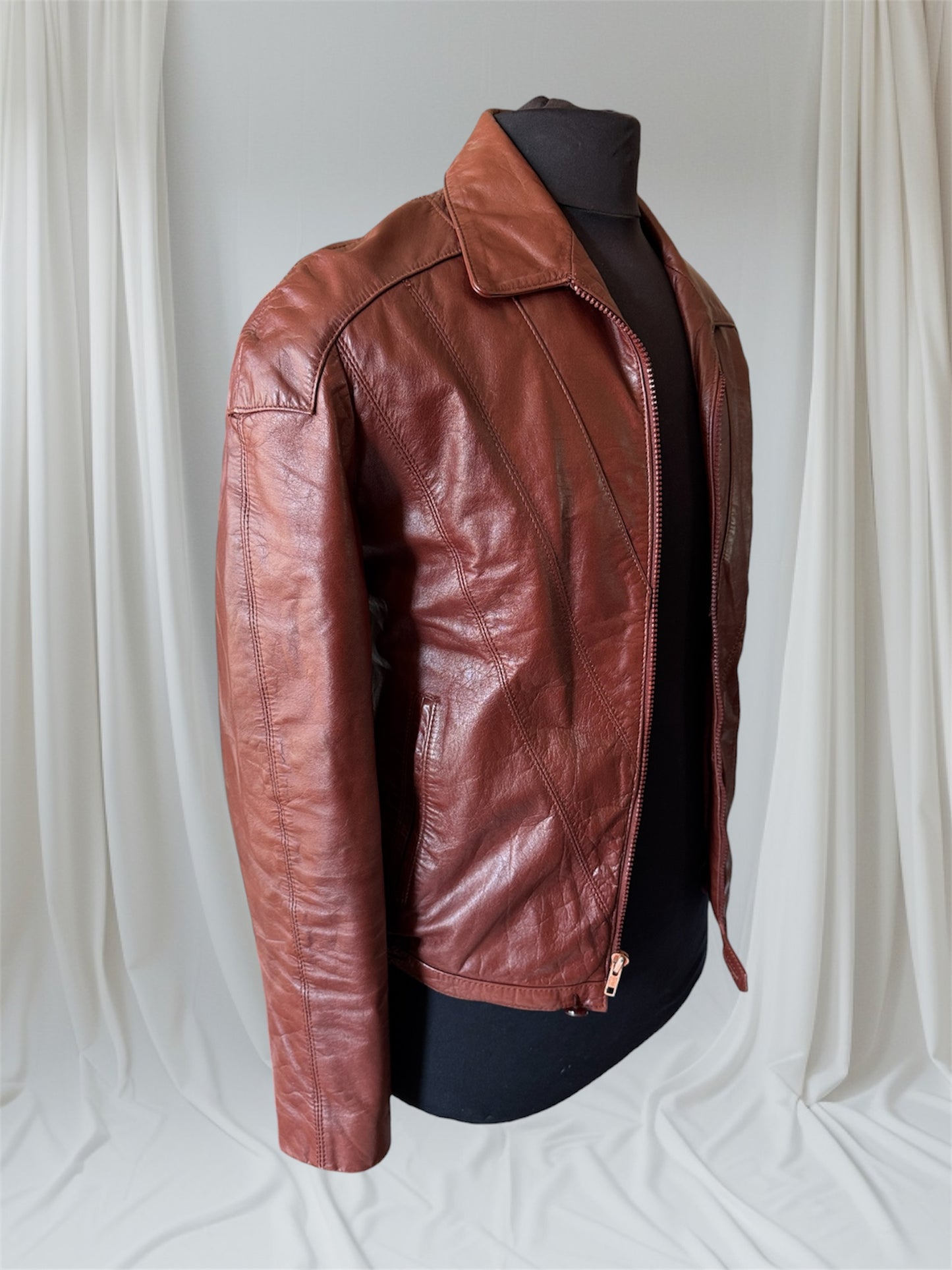 Men's 1970's Brown Vintage Leather Jacket, Large, M 38