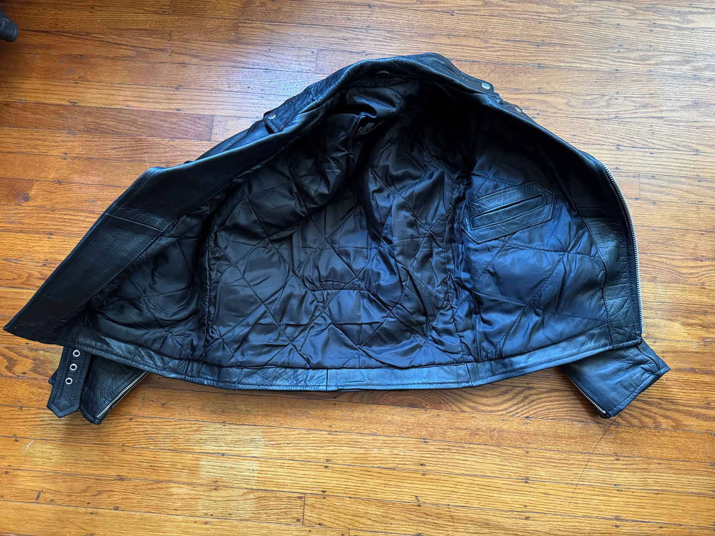 Men's Vintage Black Leather Motorcycle Jacket, 40, M