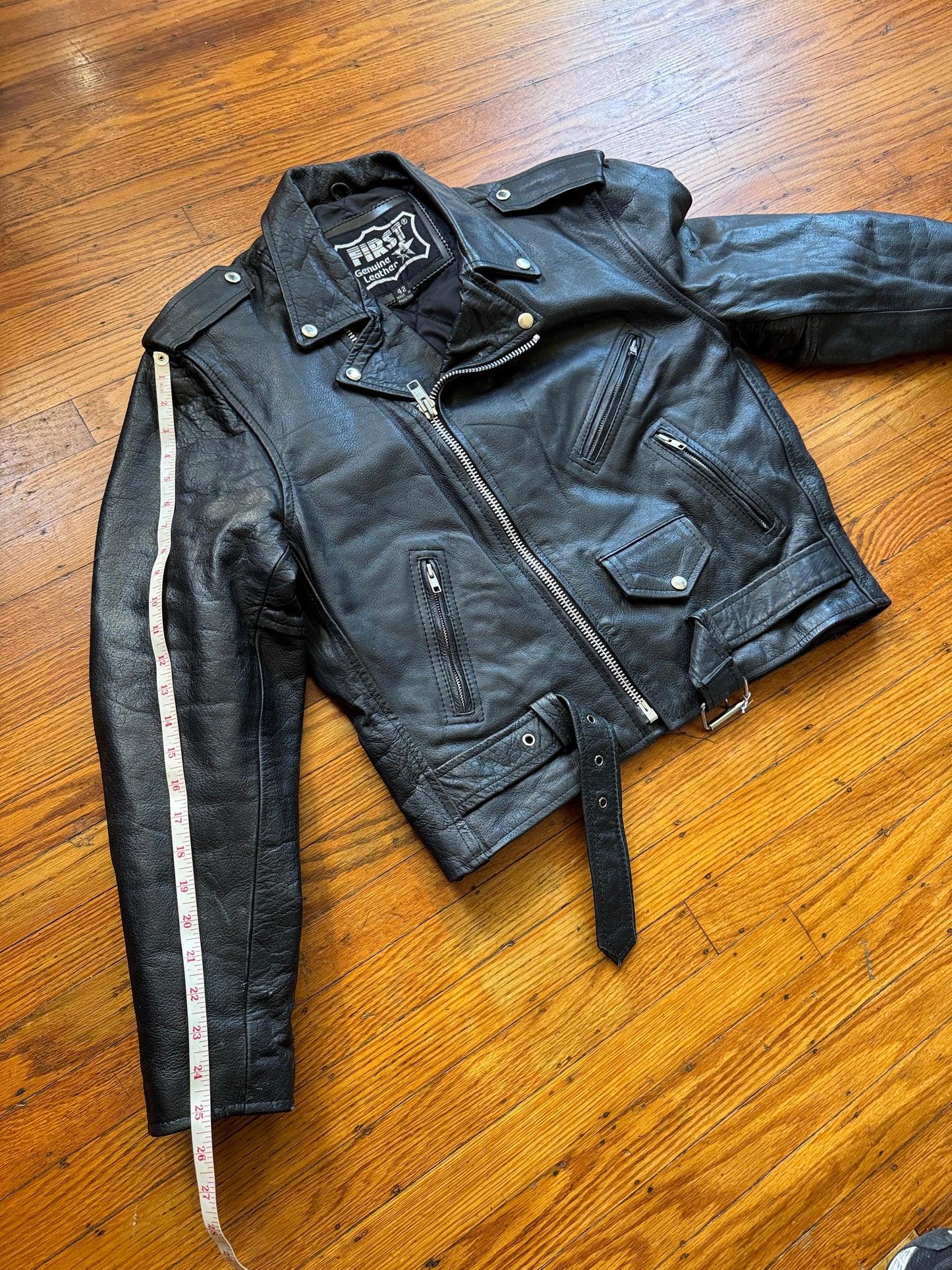 Men's Vintage Black Leather Motorcycle Jacket, 42, L
