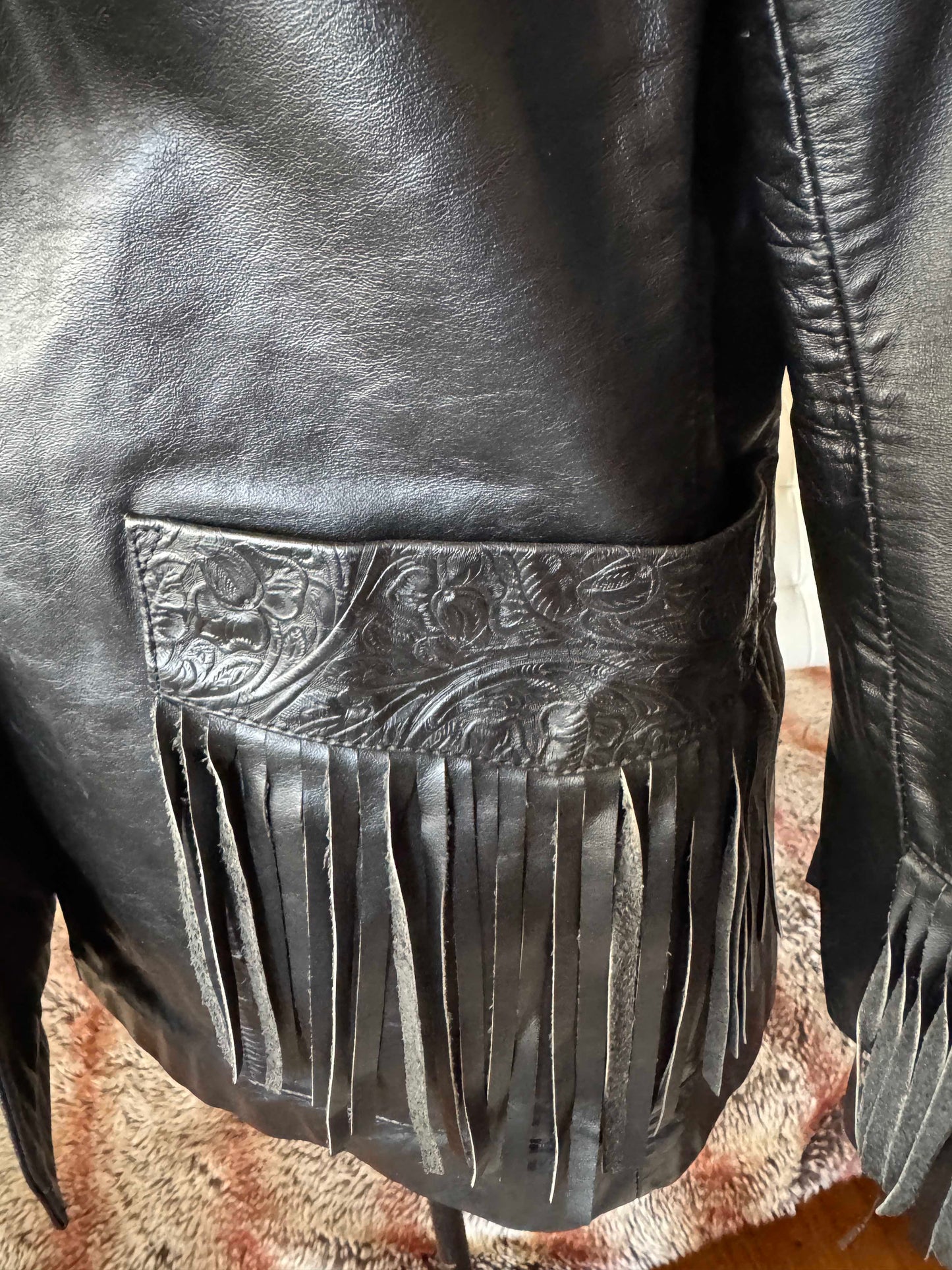 Women's Vintage Leather Western Fringe Jacket, Medium