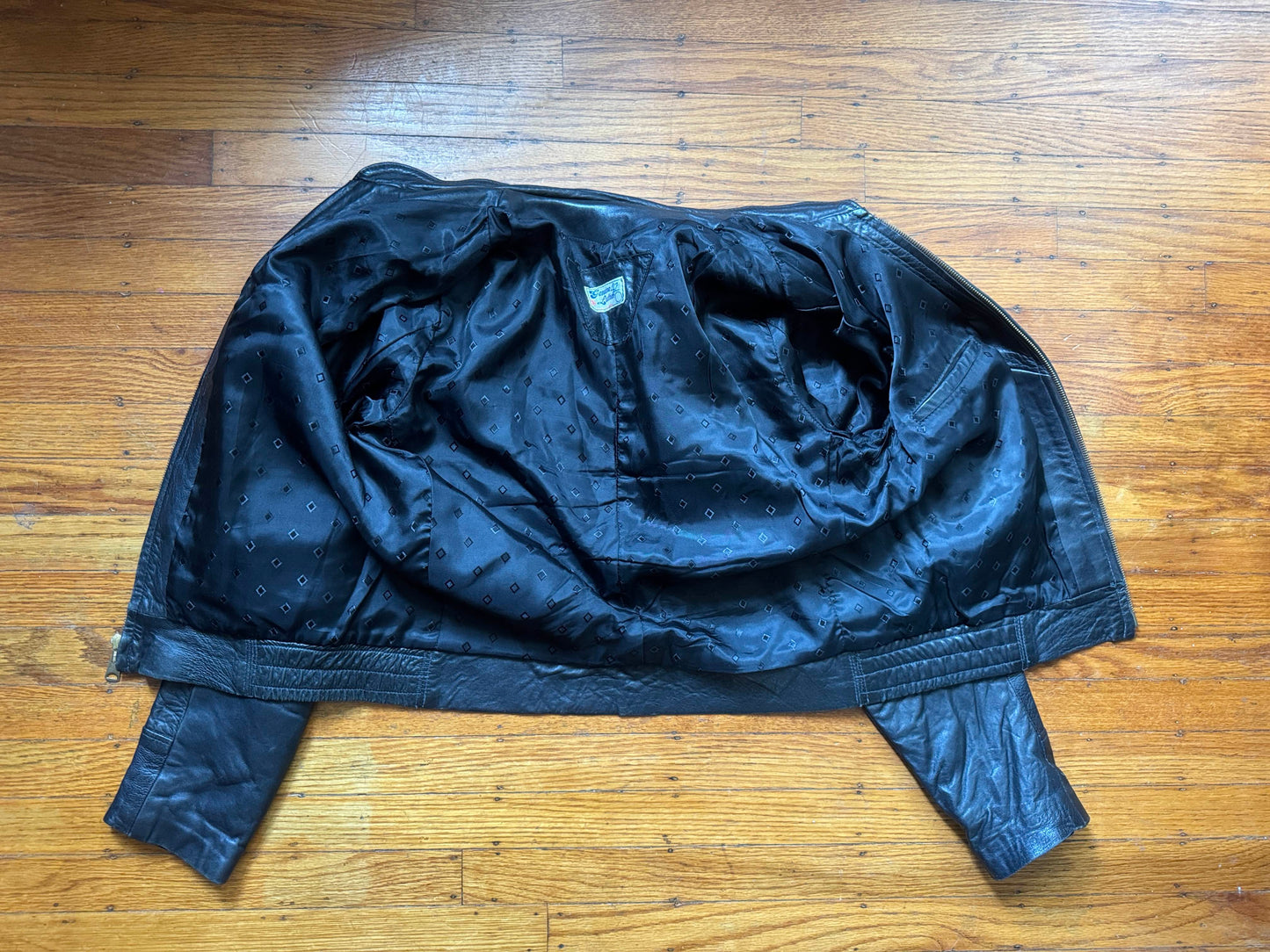 Men's Vintage Black Leather Bomber Jacket, 40, M