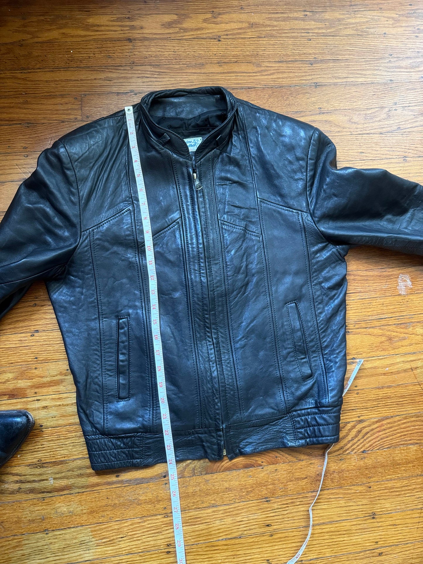 Men's Vintage Black Leather Bomber Jacket, 40, M