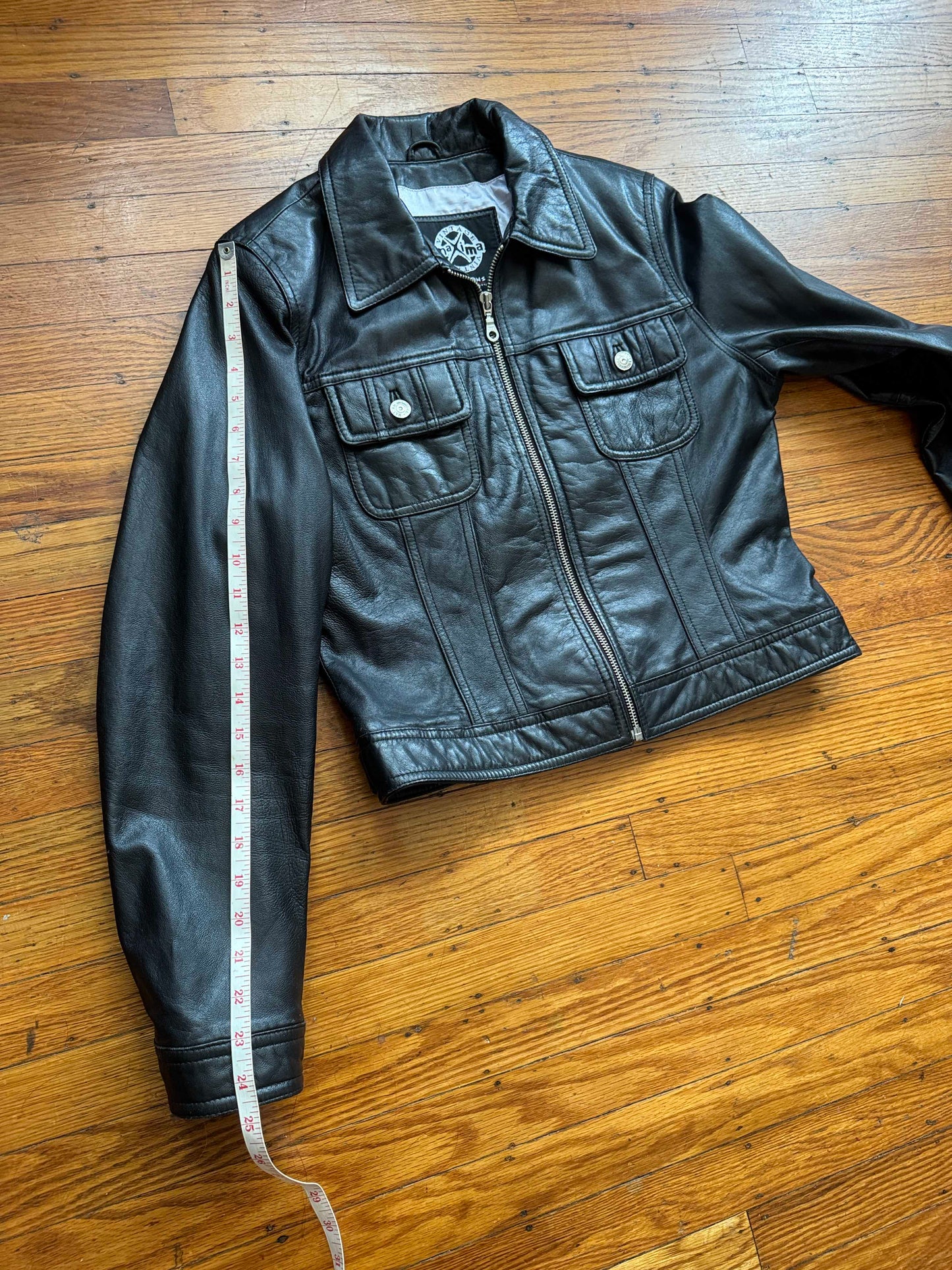 Women's Vintage Leather Trucker Jacket, Medium