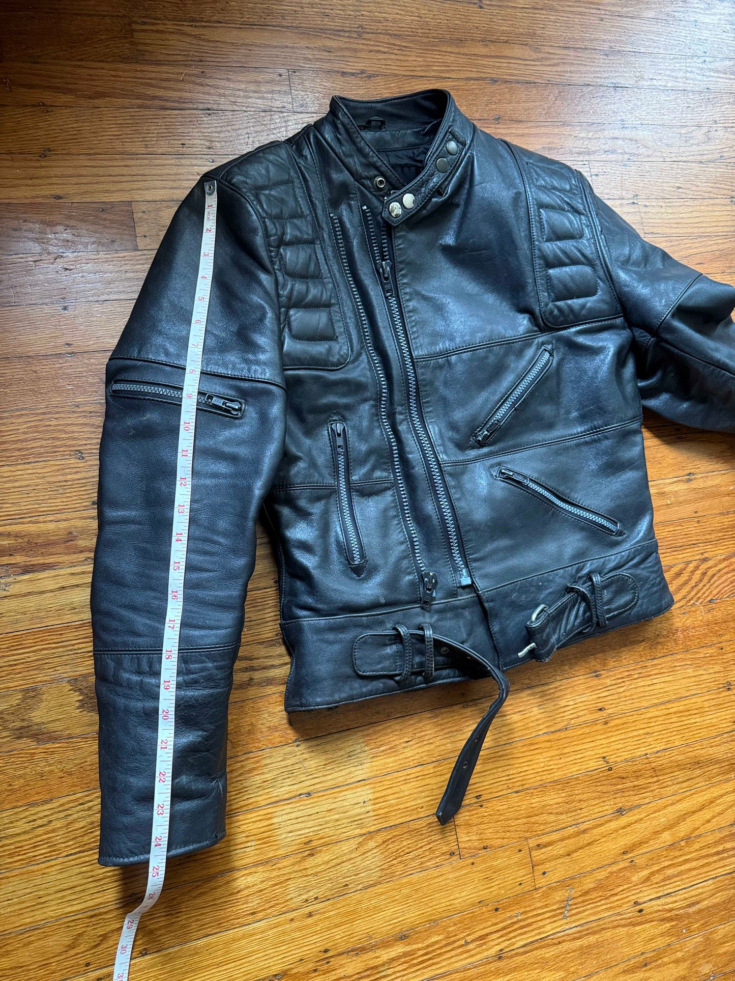 Men's Vintage Black Leather Motorcycle Jacket, 38/ S