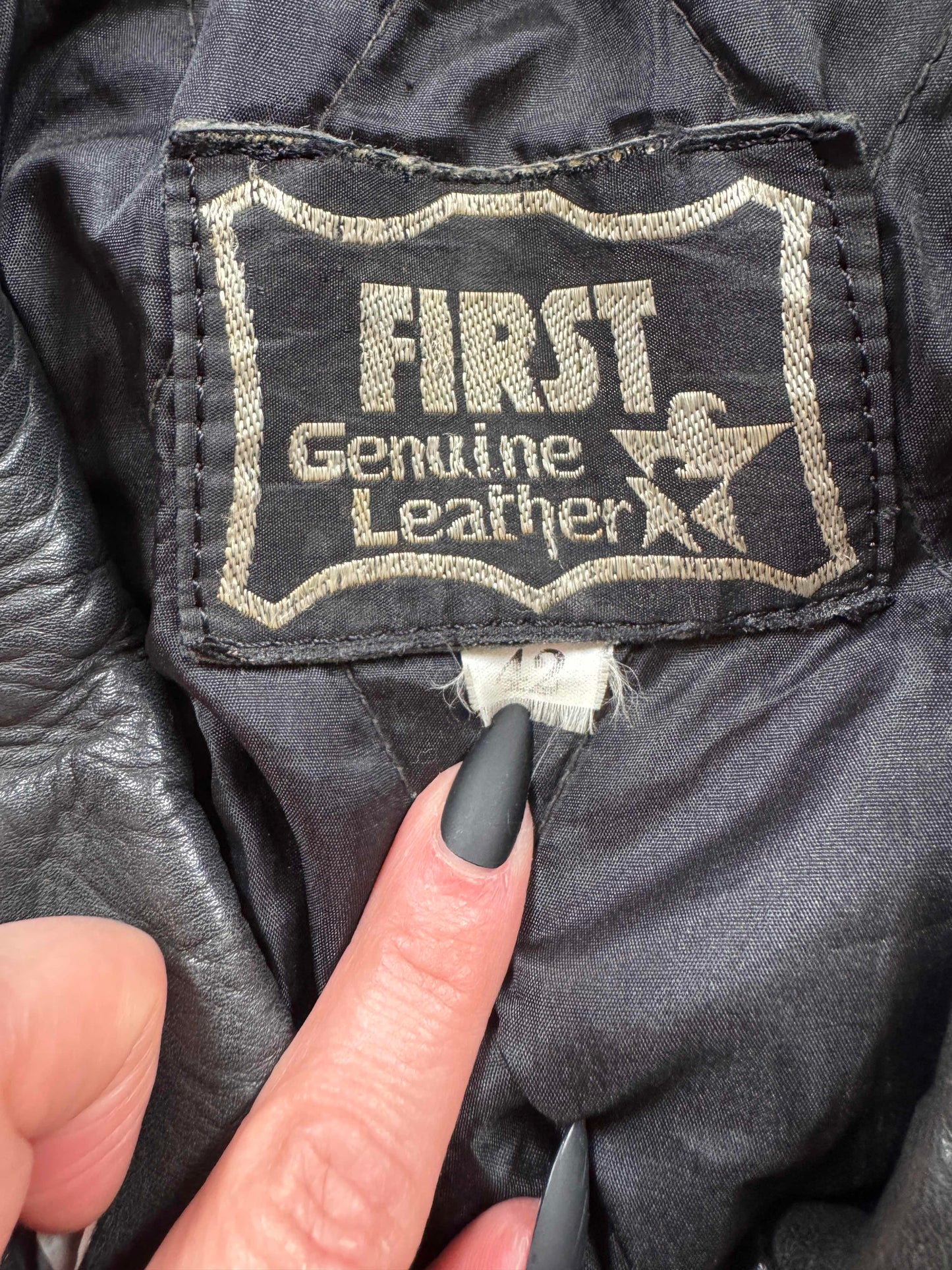 Men's Vintage Black Leather Motorcycle Jacket, L 42