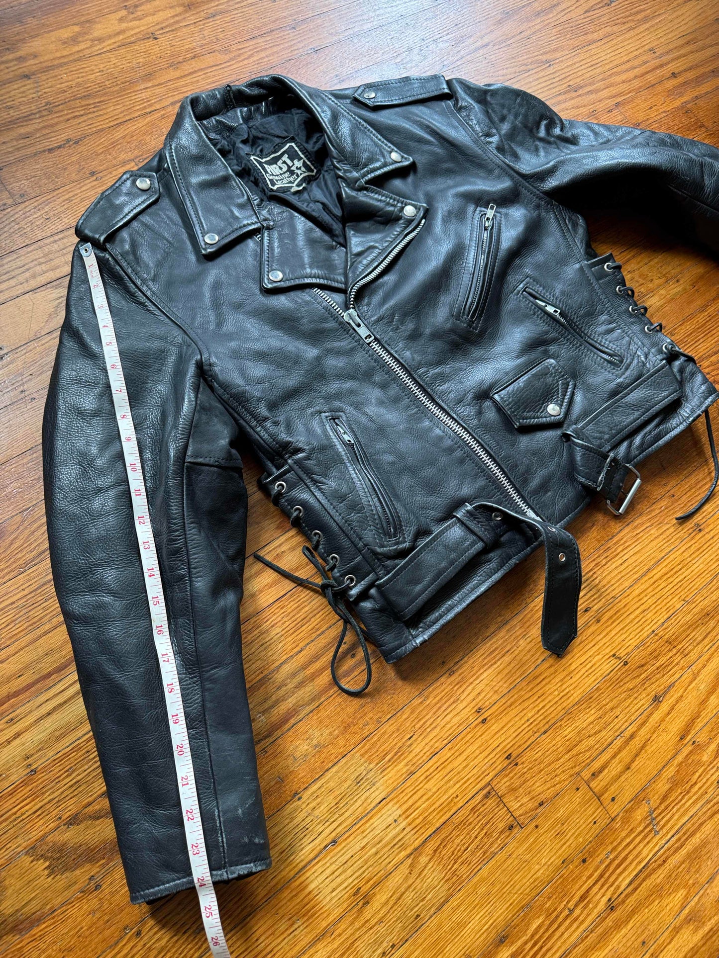 Men's Vintage Black Leather Motorcycle Jacket, L 42