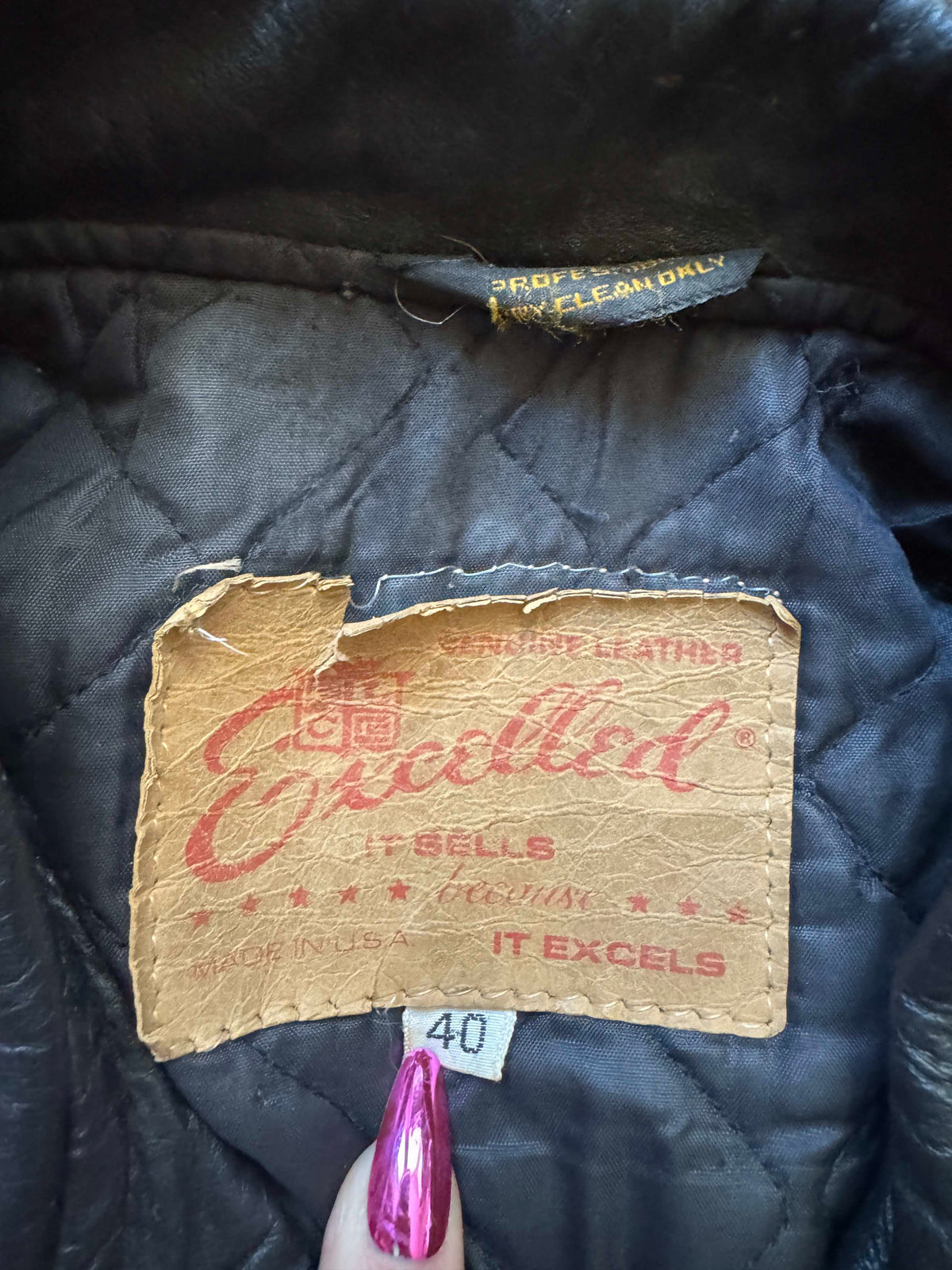 Men's Vintage Black Leather Motorcycle Jacket, M 40