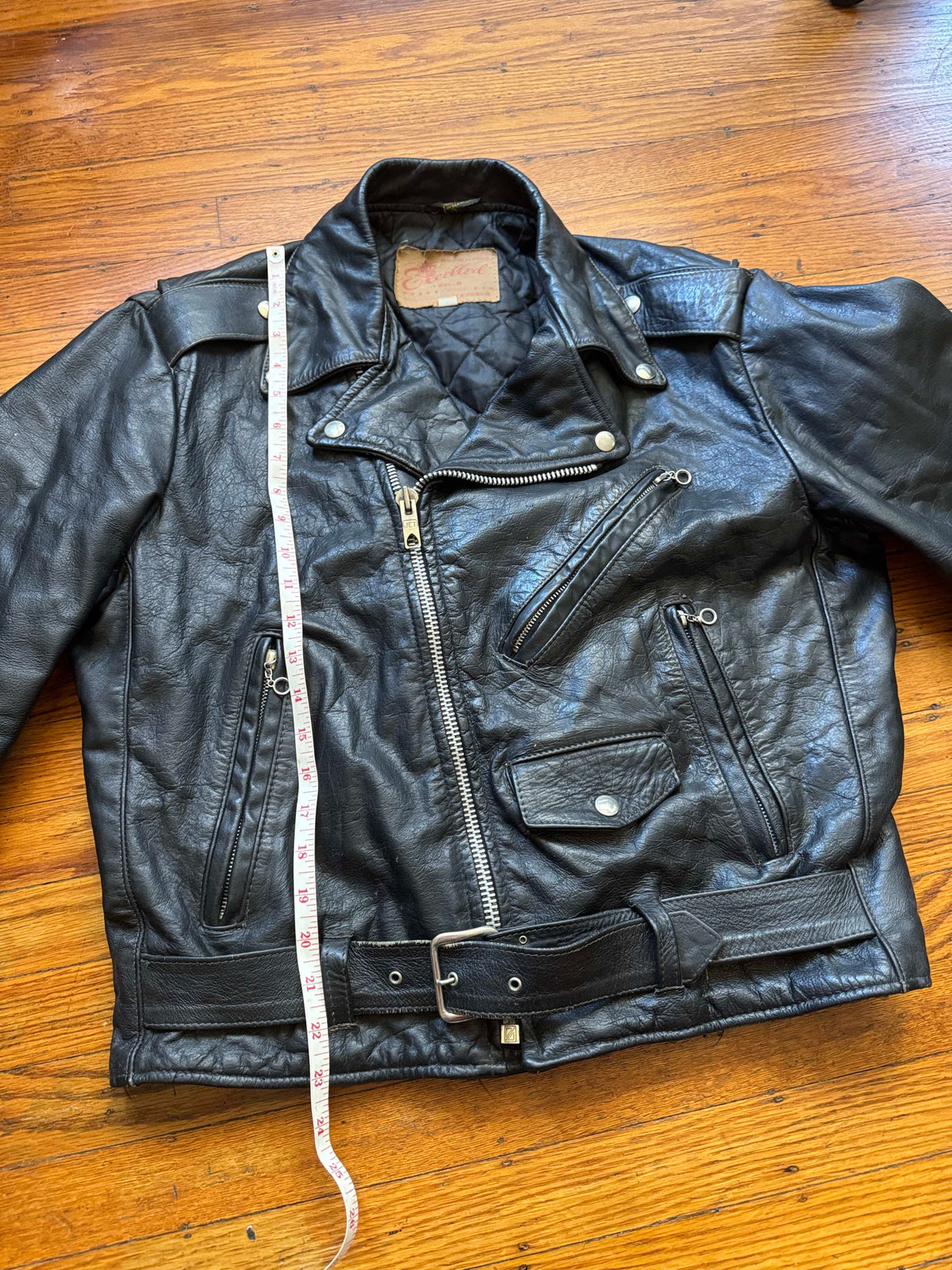 Men's Vintage Black Leather Motorcycle Jacket, M 40