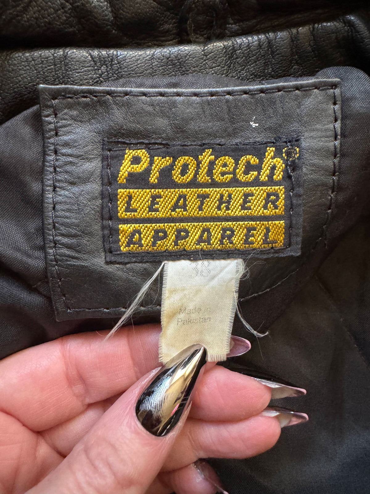 Men's Vintage Black Leather Motorcycle Jacket, M/ 38