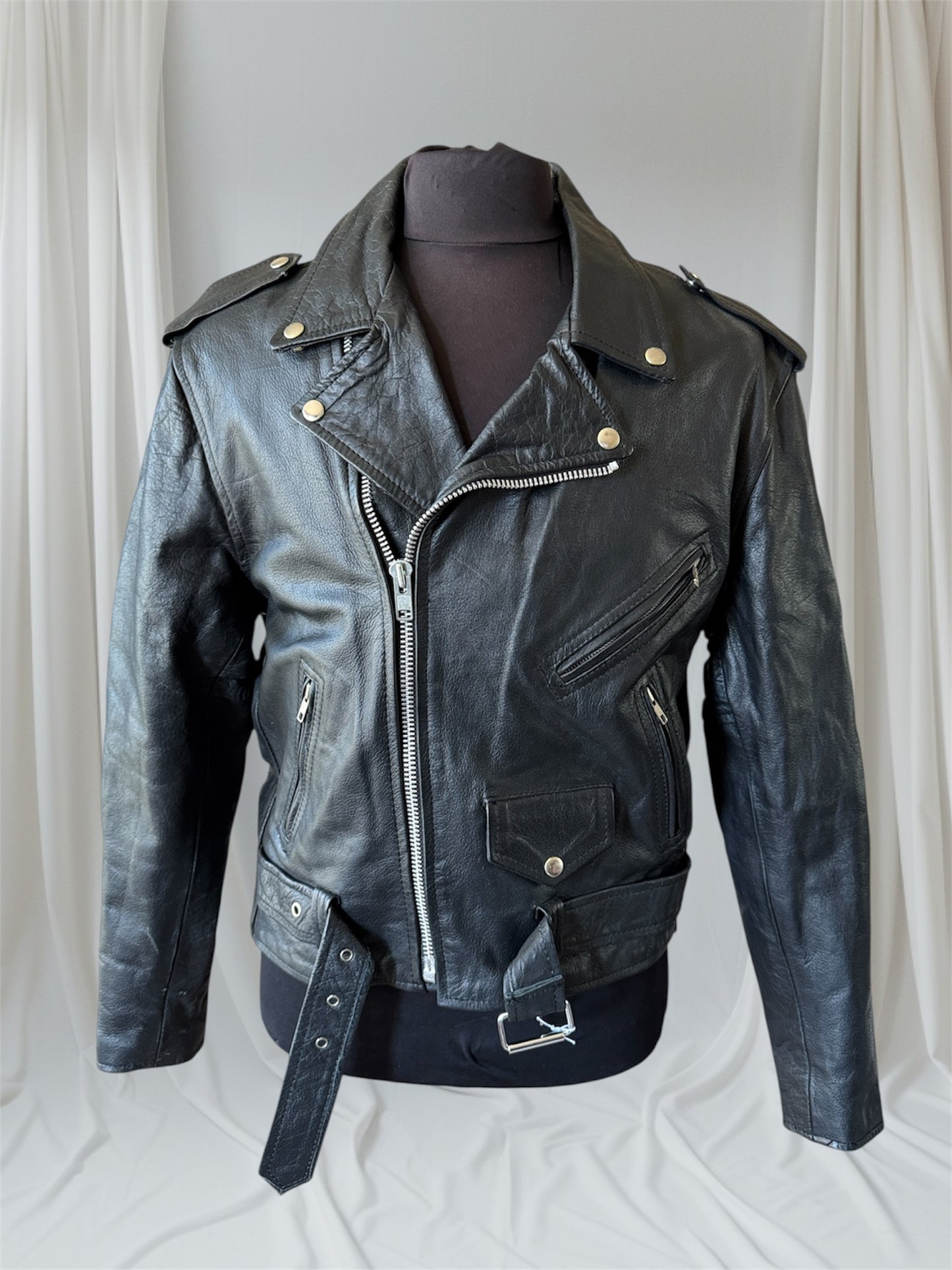 Men's Vintage Black Leather Motorcycle Jacket, 42, L
