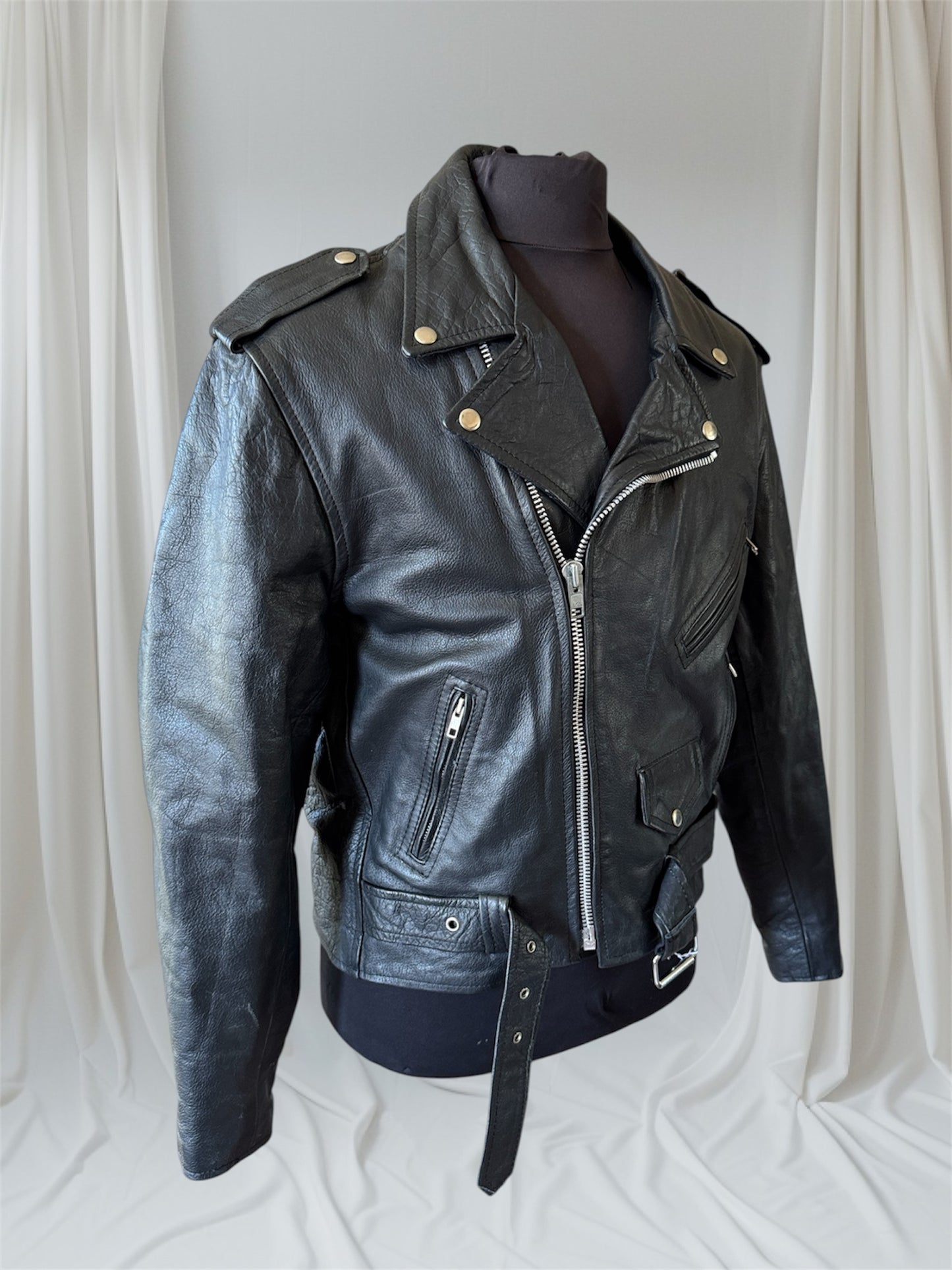 Men's Vintage Black Leather Motorcycle Jacket, 42, L