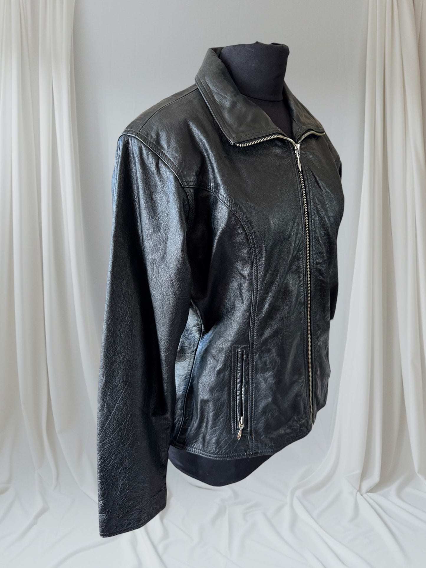 Black Leather Women's Y2K Vintage Jacket, Size M