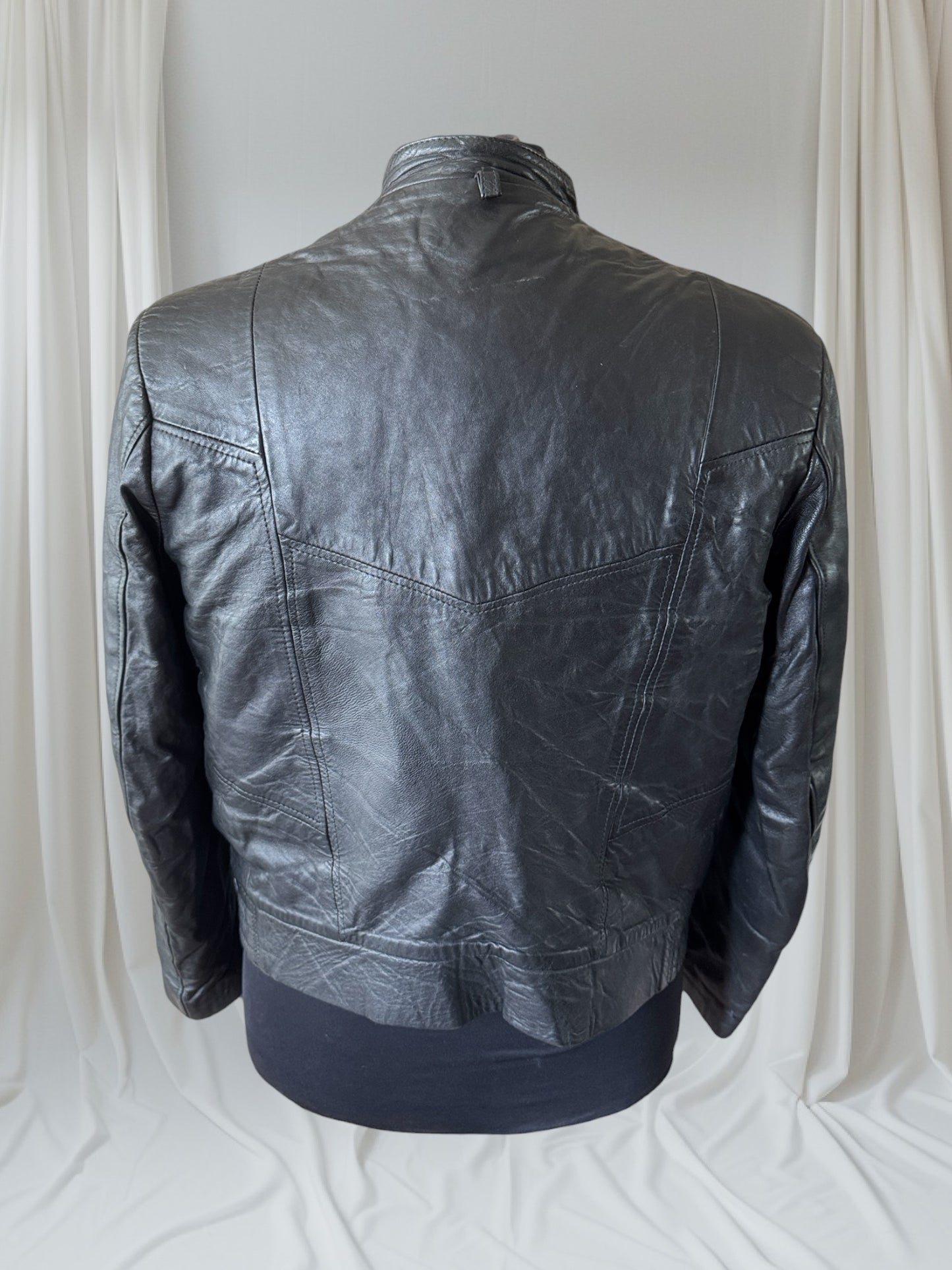 Men's Vintage Black Leather Bomber Jacket, 40, M