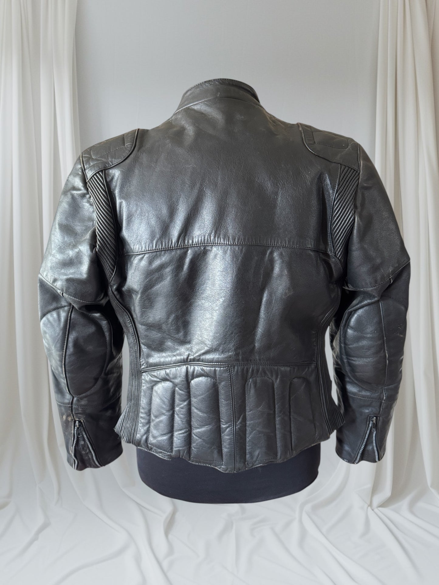 Men's Vintage Black Leather Motorcycle Jacket, 38/ S