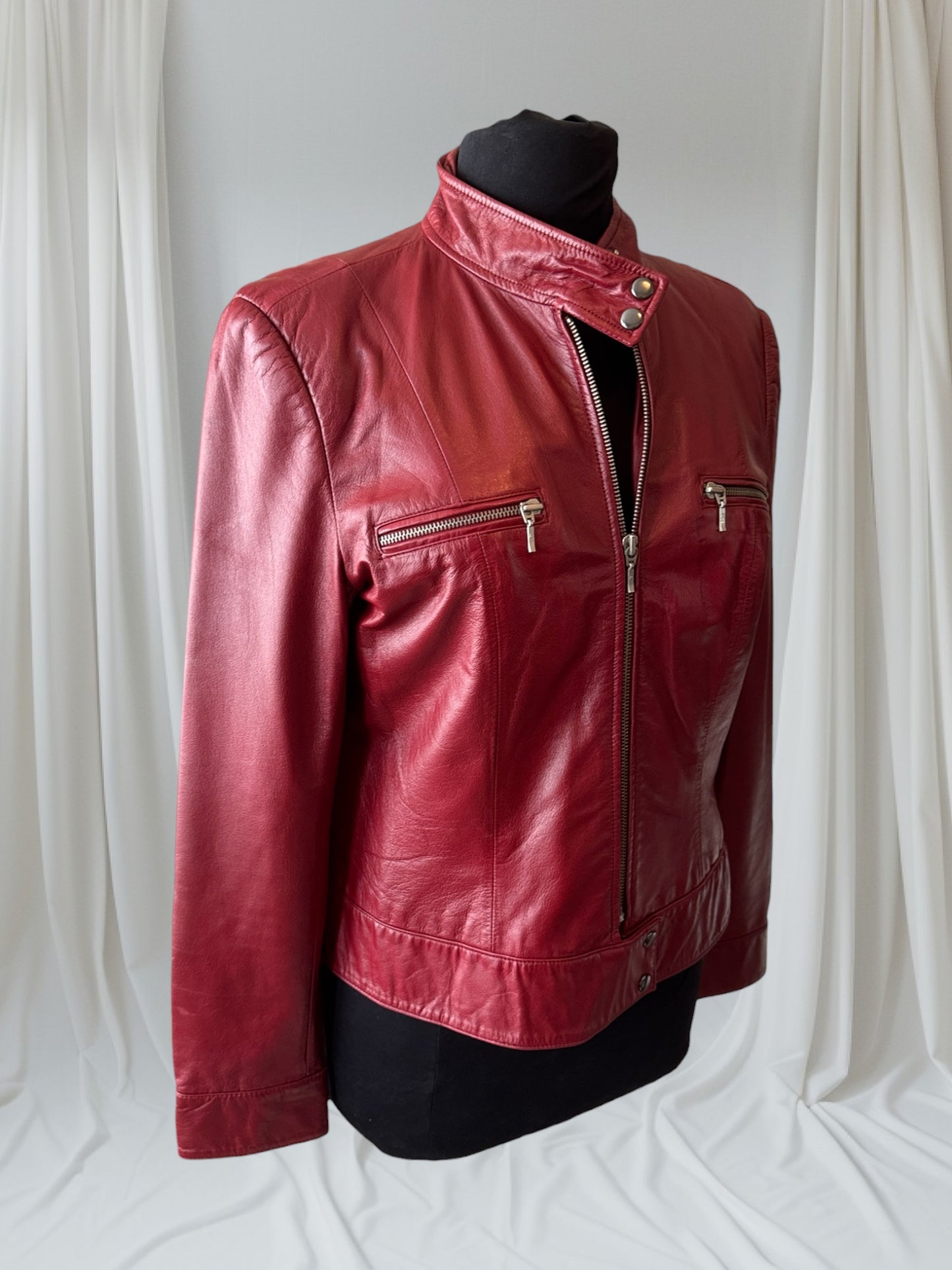 Womens's Dark Red Leather Vintage Cafe Racer Jacket, Size M