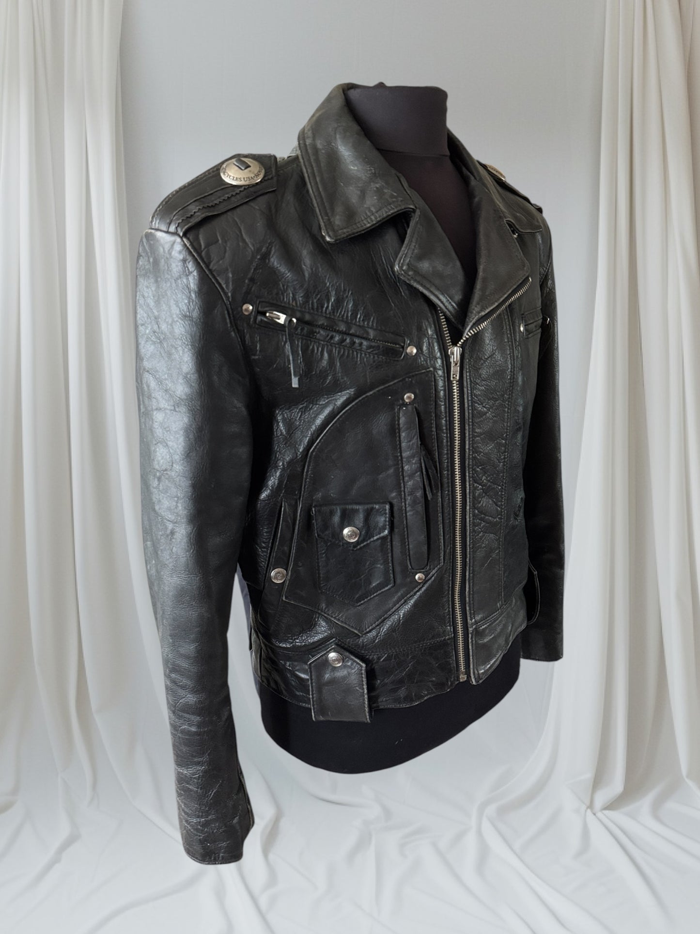 Men's Vintage Black Leather Motorcycle Jacket, M