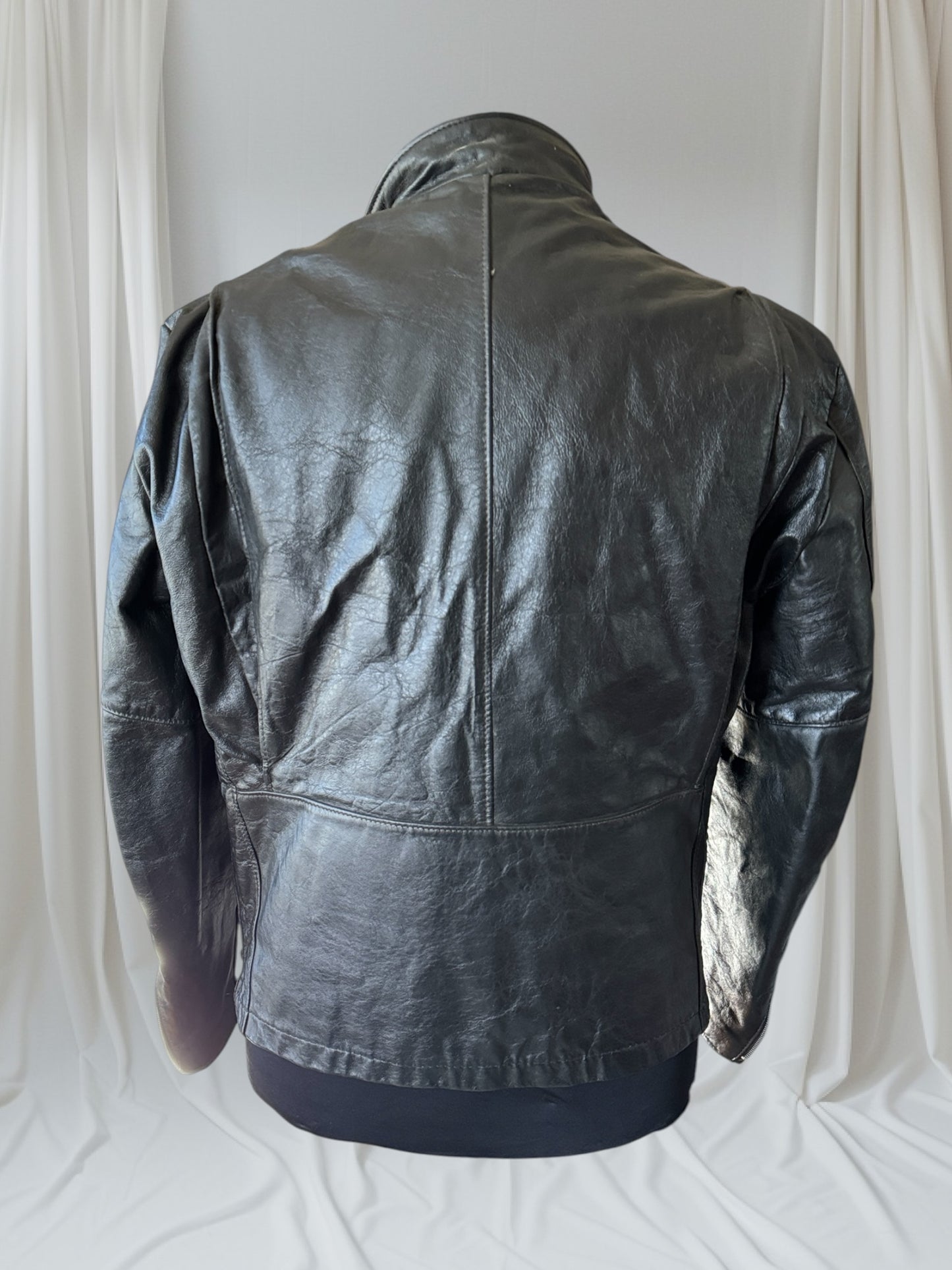 Men's Vintage Black Leather Cafe Racer Jacket, M/ 40R
