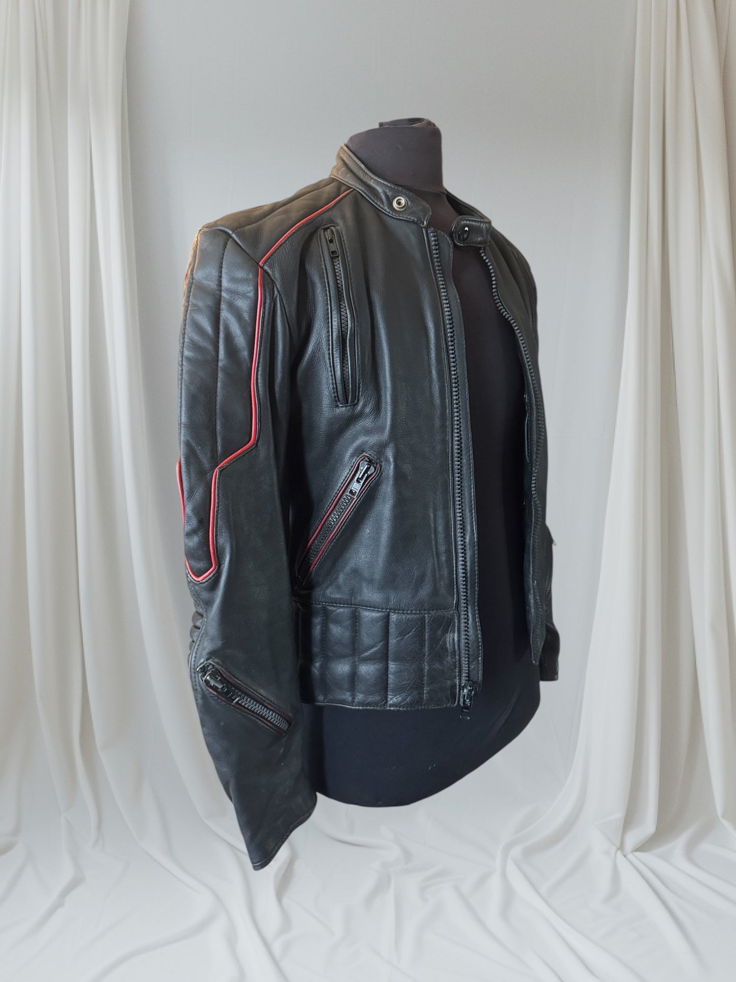 Men's Vintage Black Leather Motorcycle Jacket, M/ 40