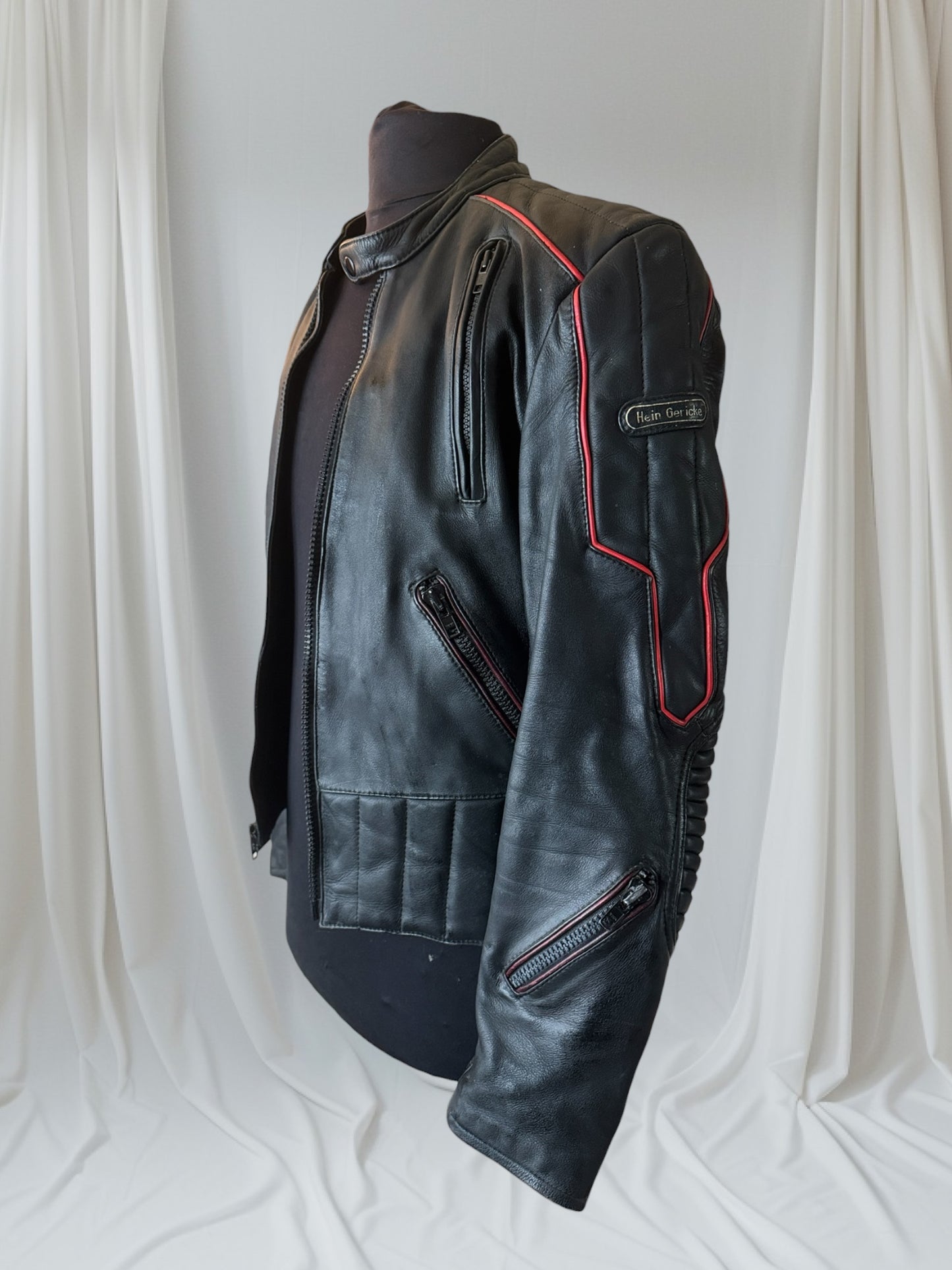 Men's Vintage Black Leather Motorcycle Jacket, M/ 40