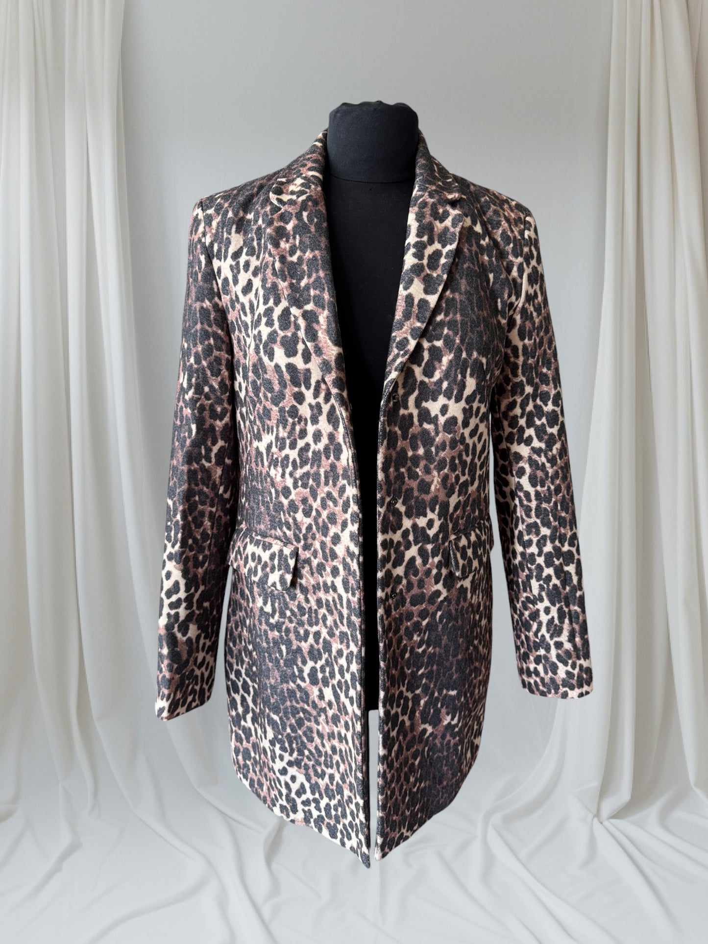 Leopard Print Statement Coat, M