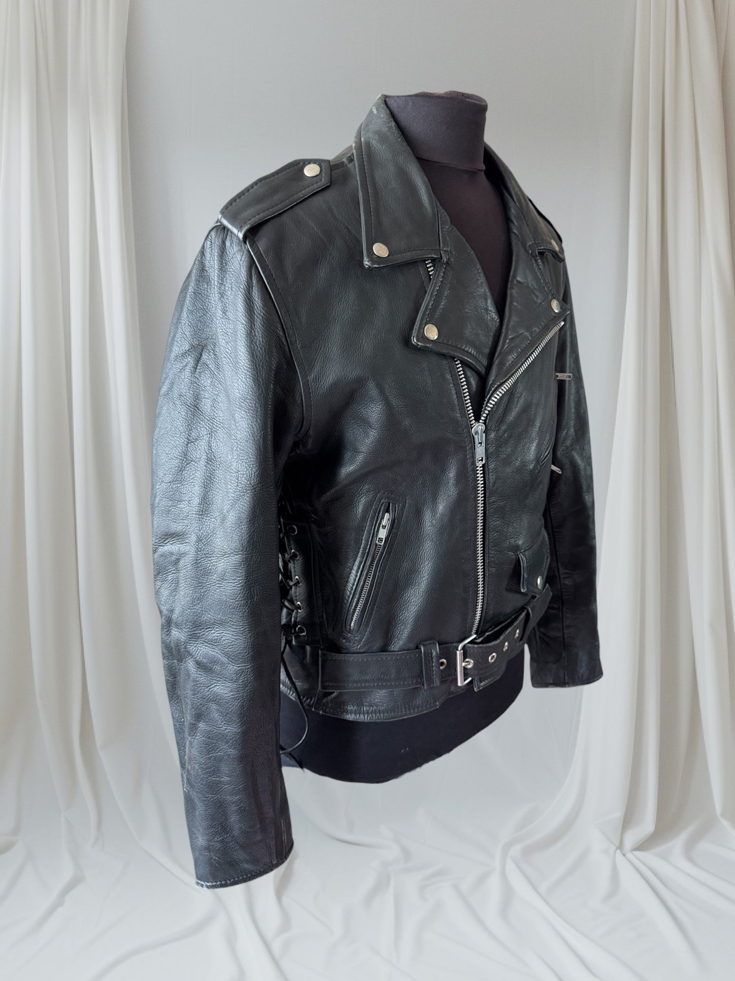 Men's Vintage Black Leather Motorcycle Jacket, L 42