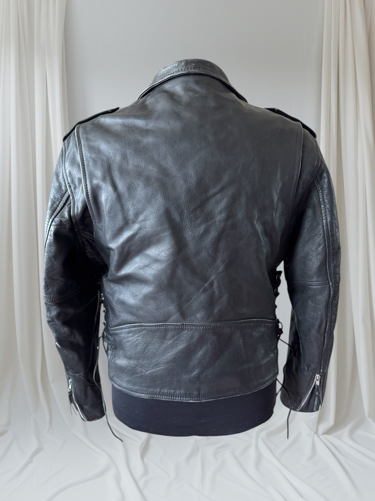 Men's Vintage Black Leather Motorcycle Jacket, L 42