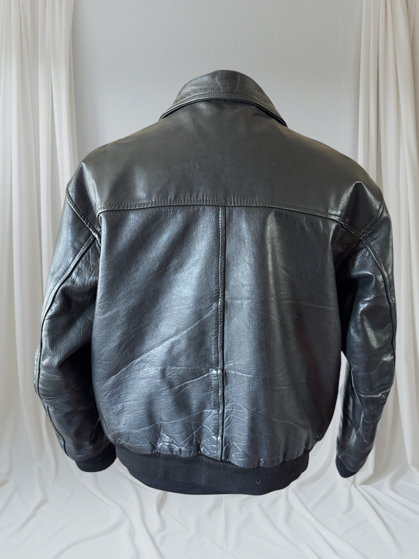 Vintage Men's Black Leather Bomber Jacket, XL, 46