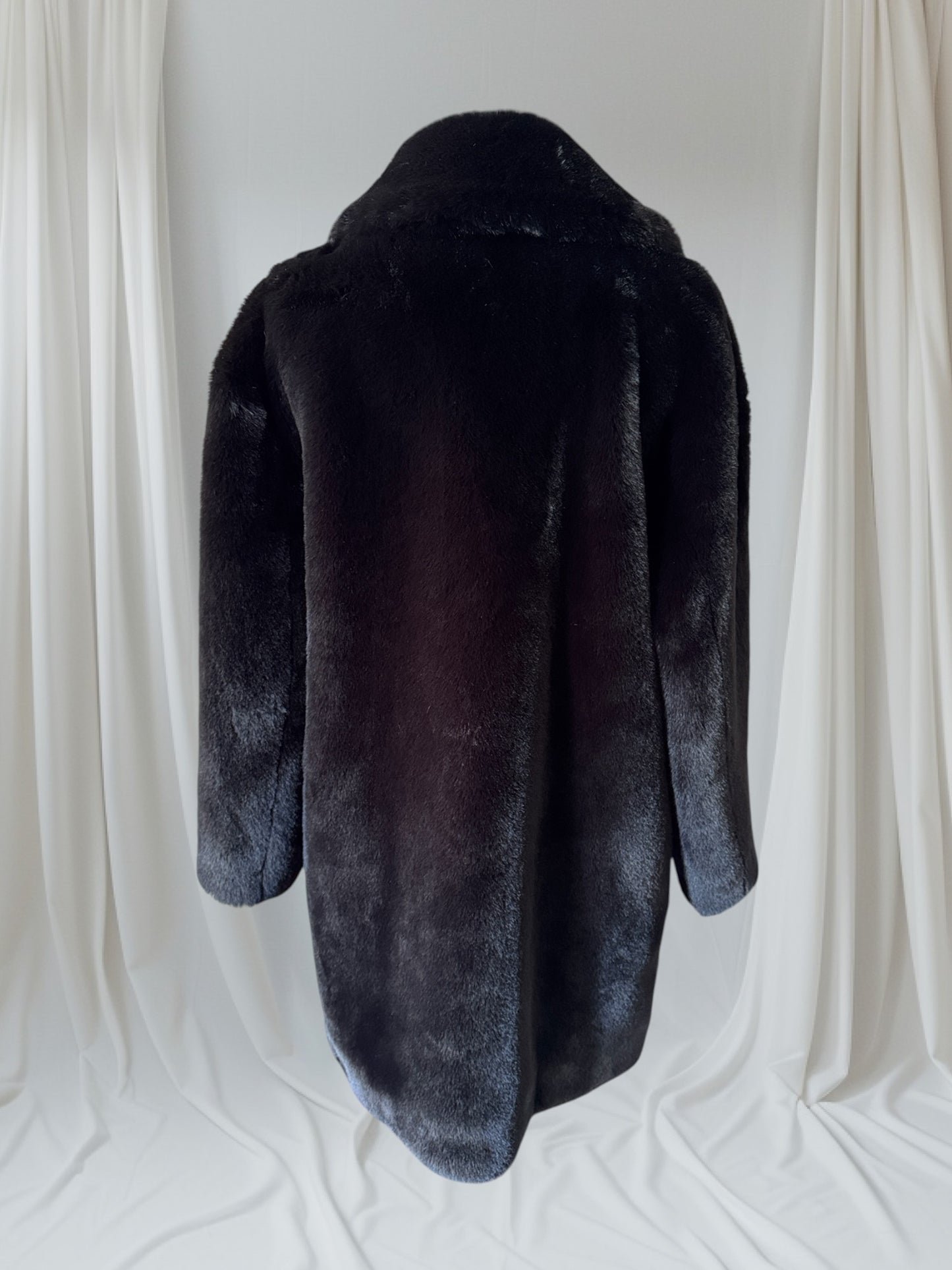 Black Faux Fur Statement Coat, M