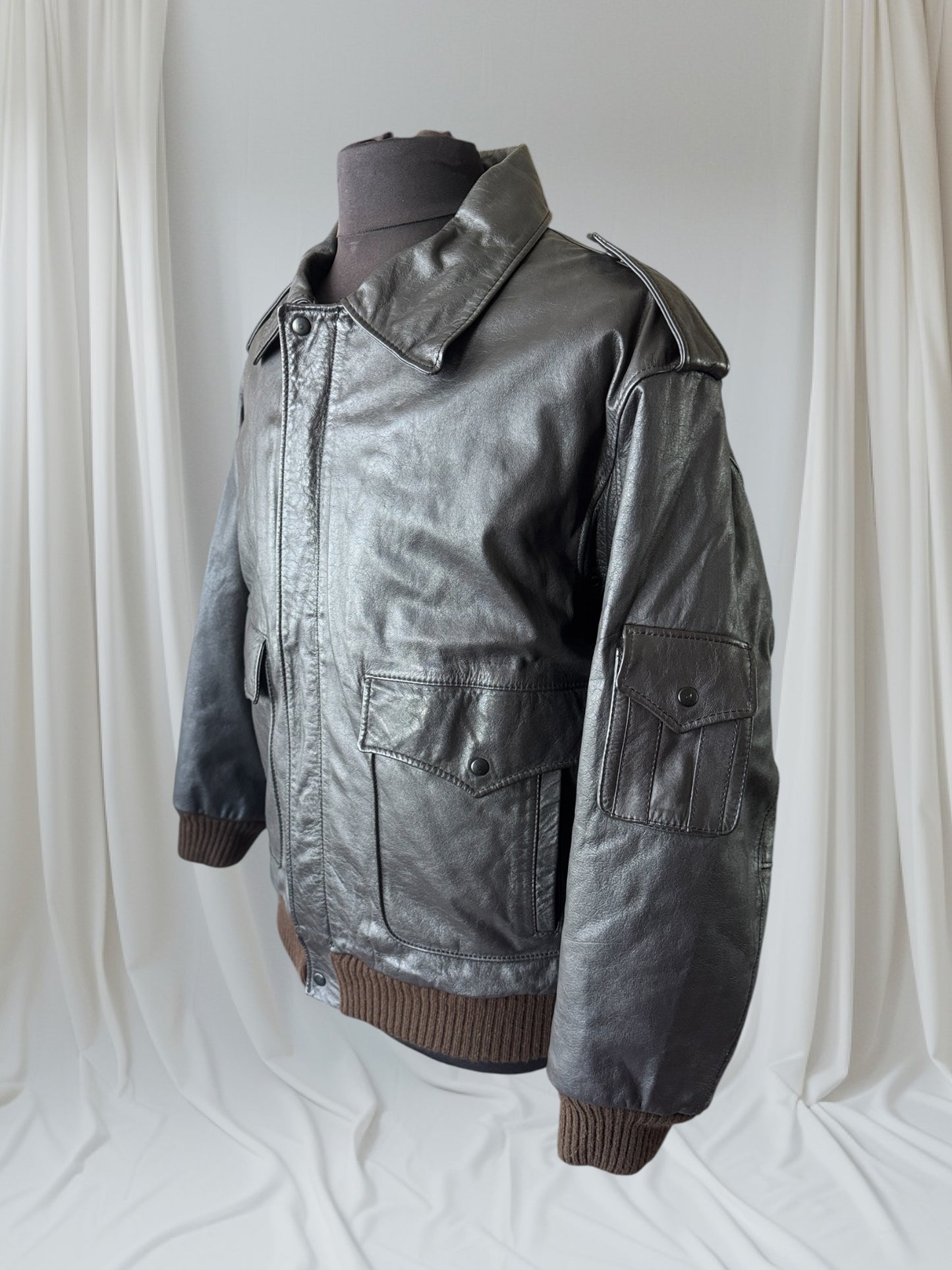Vintage Men's Dark Brown Leather Bomber Jacket, XL, 46