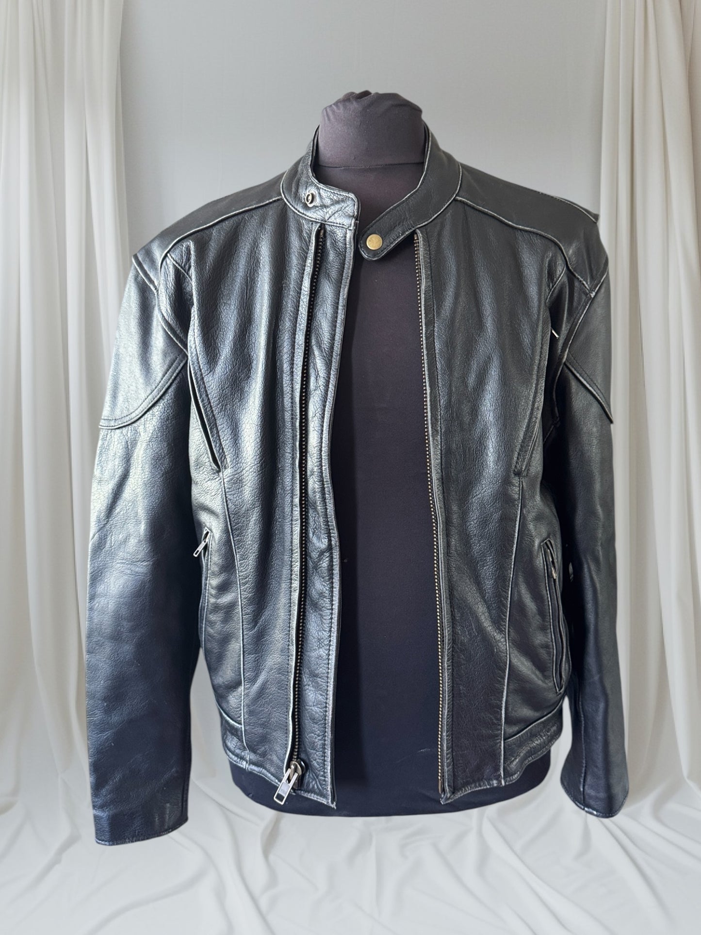 Men's Vintage Black Leather Cafe Racer Jacket, M with Skull back