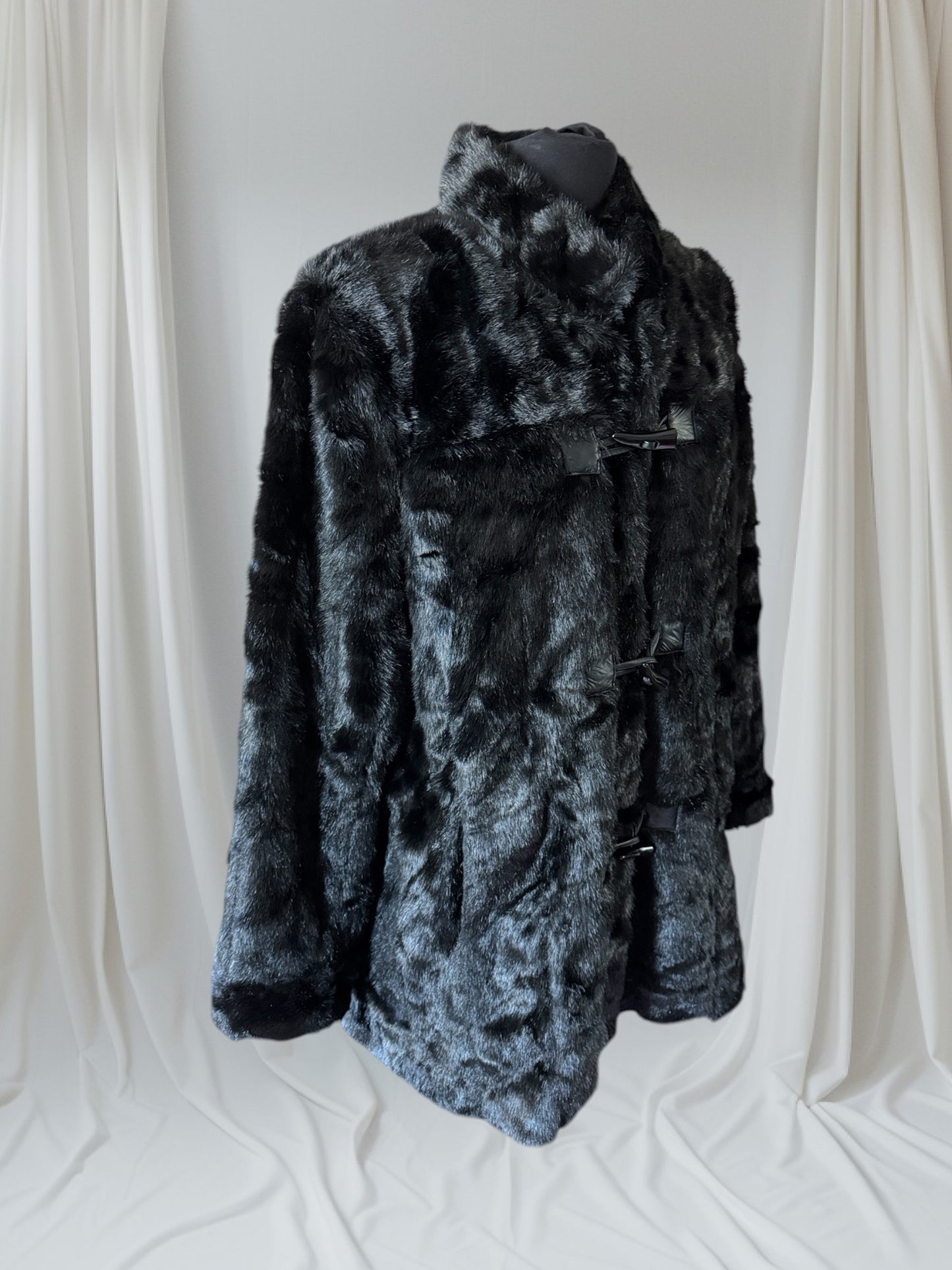 Black Faux Fur Statement Coat, L