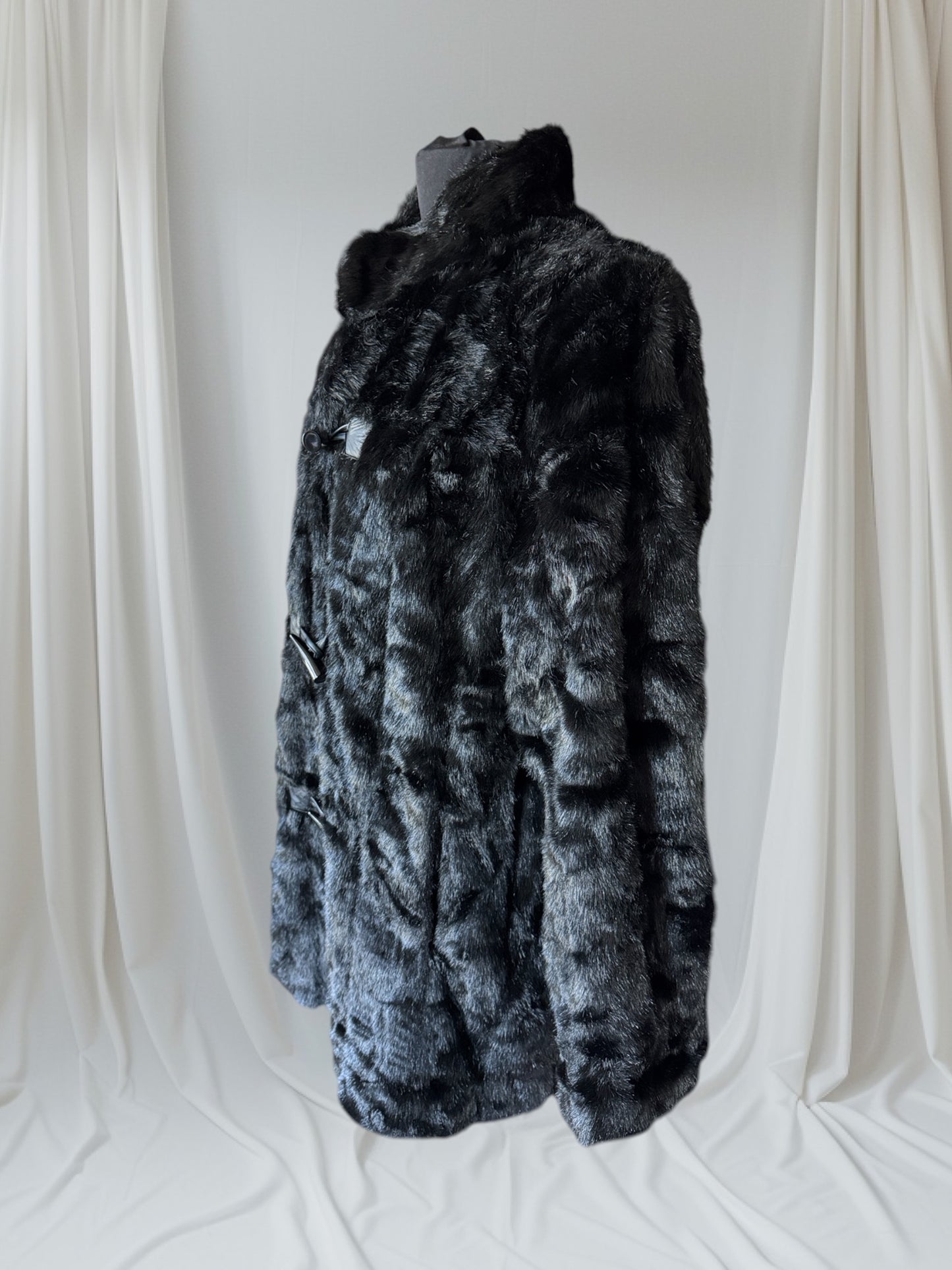 Black Faux Fur Statement Coat, L