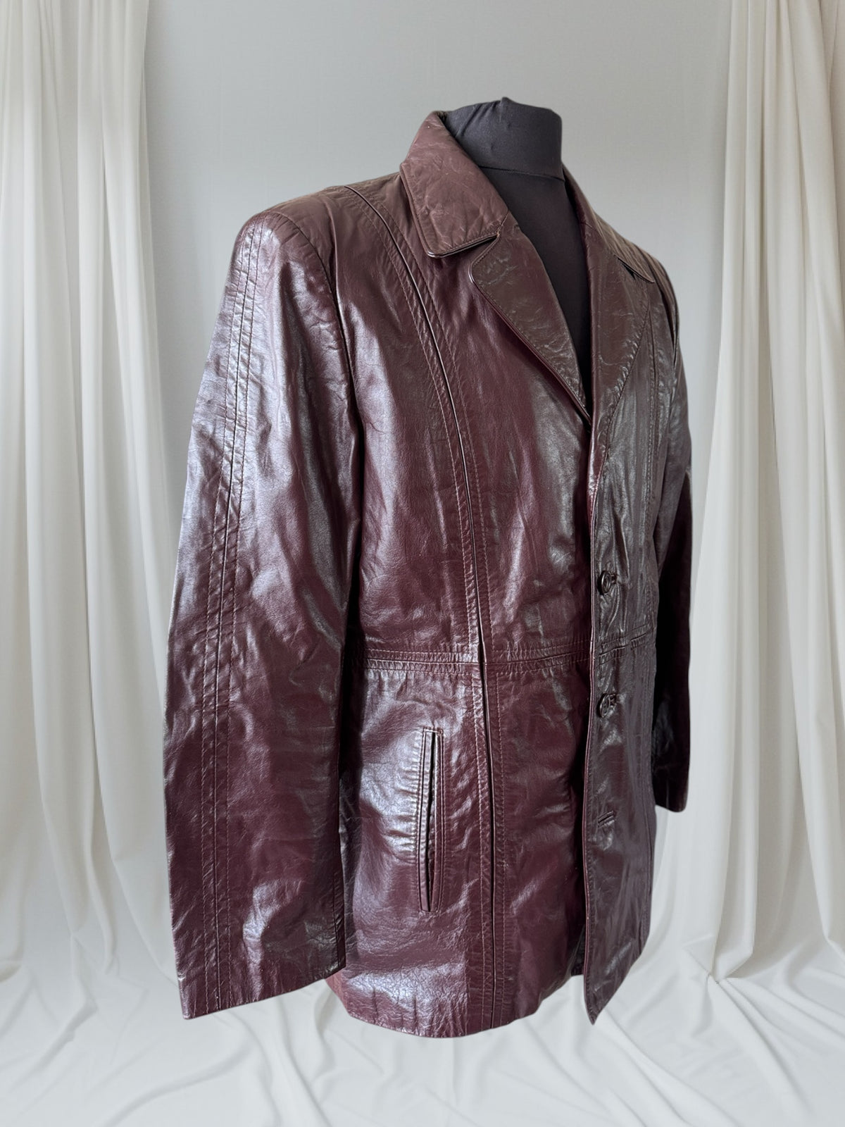 Men's 1970's Oxblood Vintage Leather Jacket, L 40