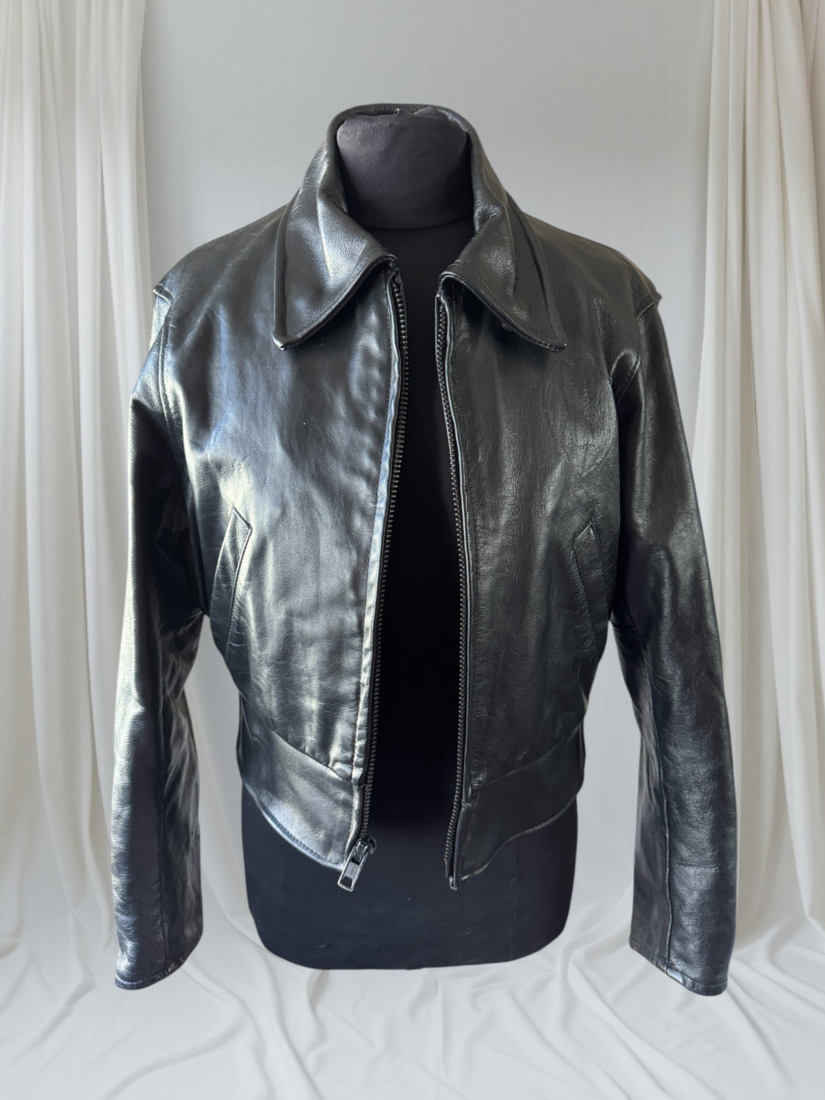 Women's Vintage 1980s Leather Motorcycle Jacket, M
