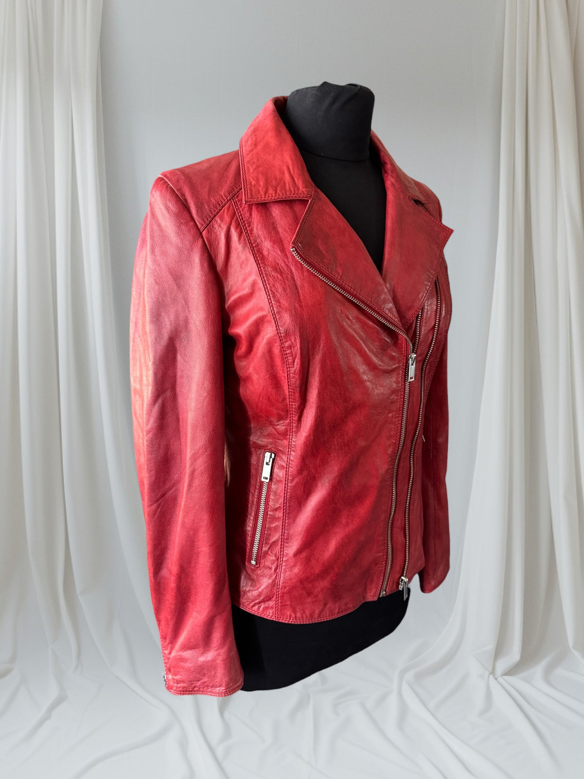 Red Leather Women's Motorcycle Jacket, Size S (Copy)