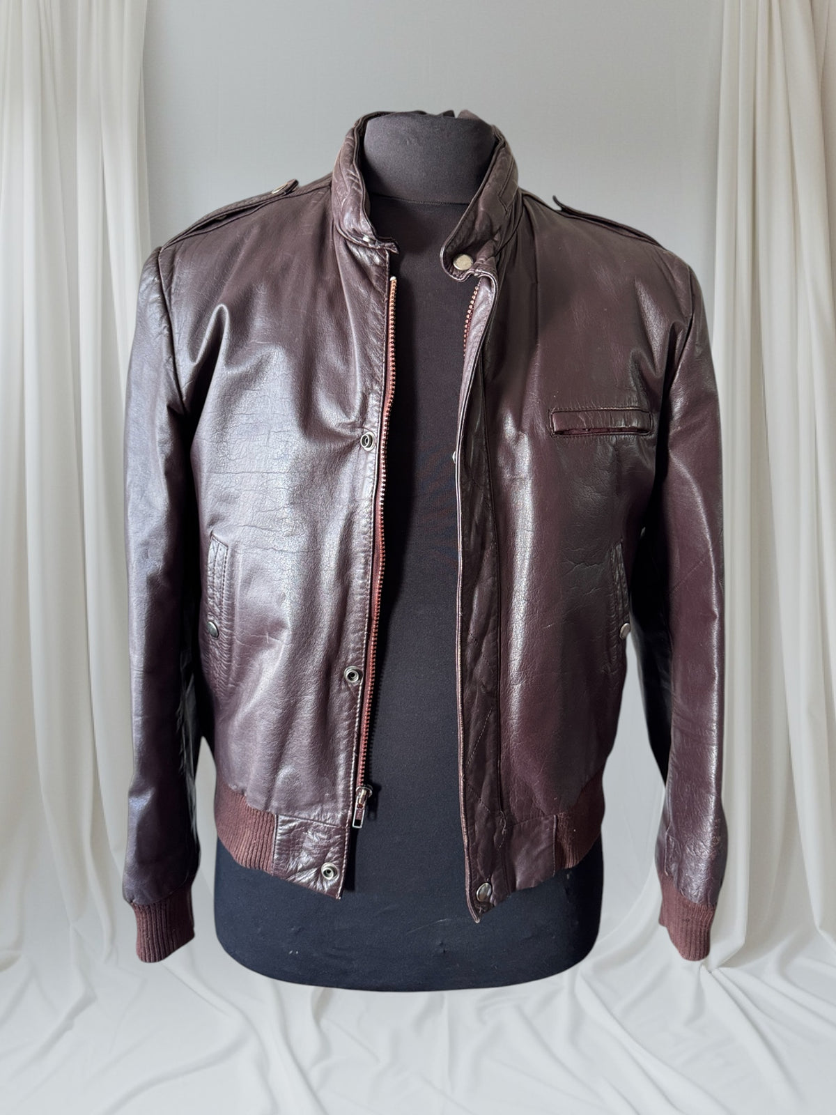 Men's 1970's Brown Vintage Leather Jacket, M 40