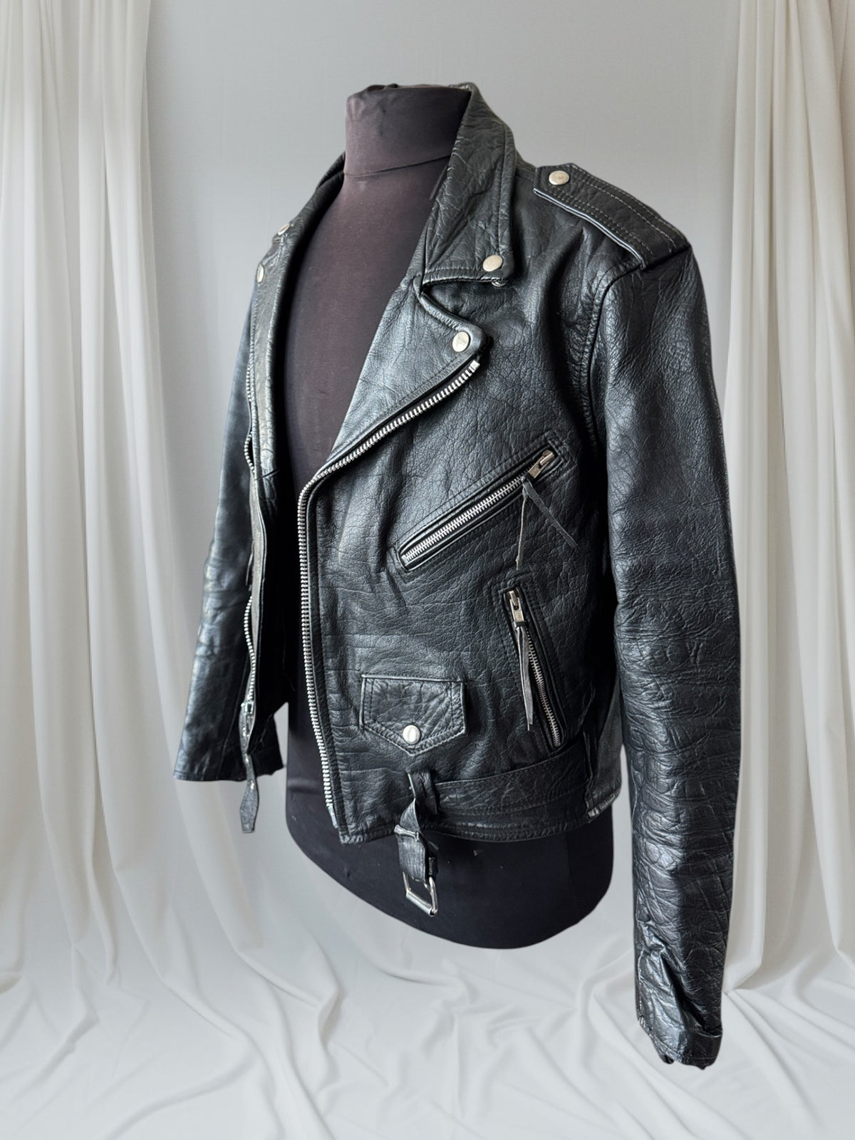 Men's Vintage 1980's Black Leather Motorcycle Jacket, L /40 (Copy)
