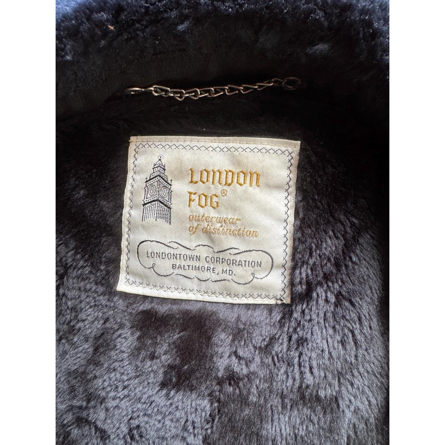 Men's Black London Fog Pea Coat/ Trench Coat with Faux Fur Collar, 42R/ Large