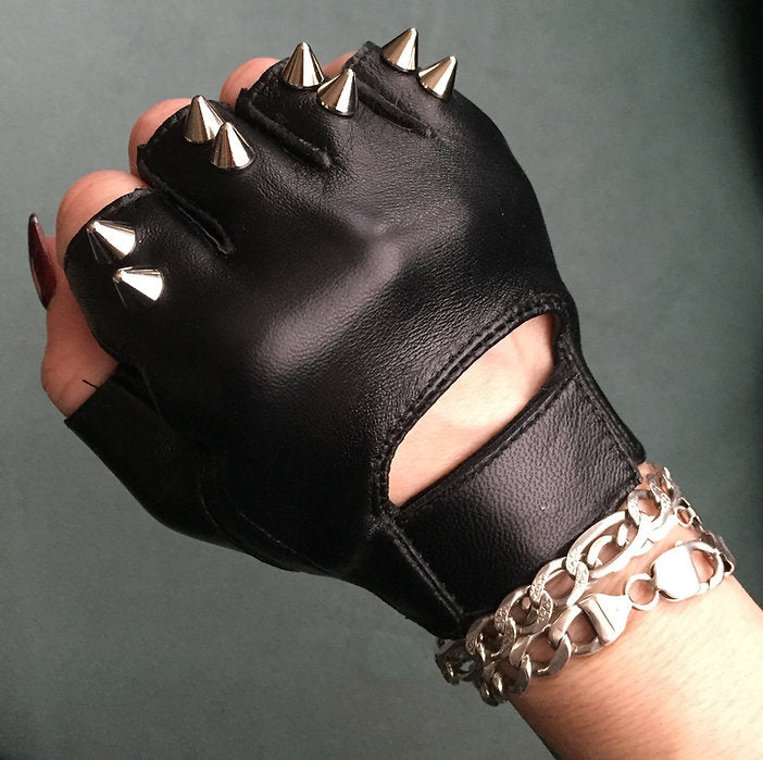 Black Leather Gloves with 2 Silver Spikes