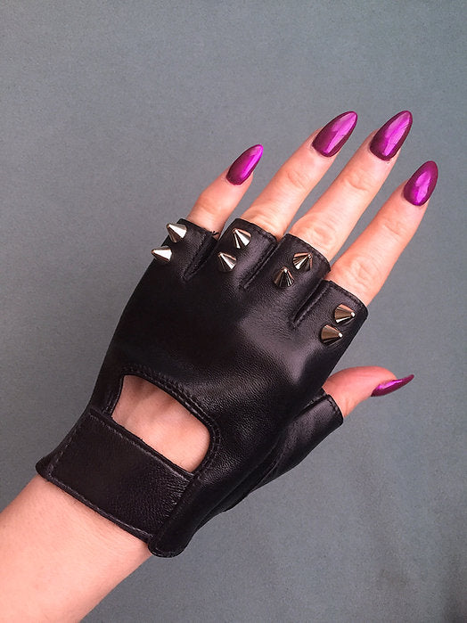 Black Leather Gloves with 2 Silver Spikes