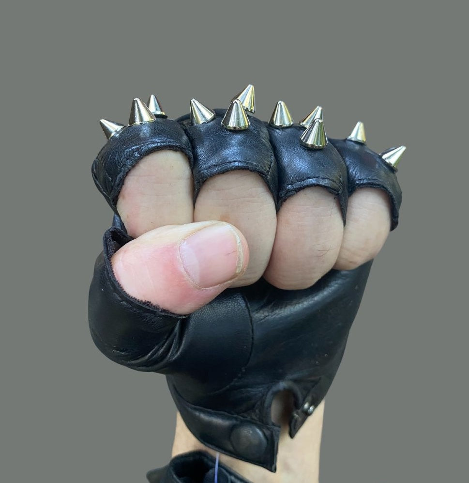 MENS SPIKED LEATHER GLOVES