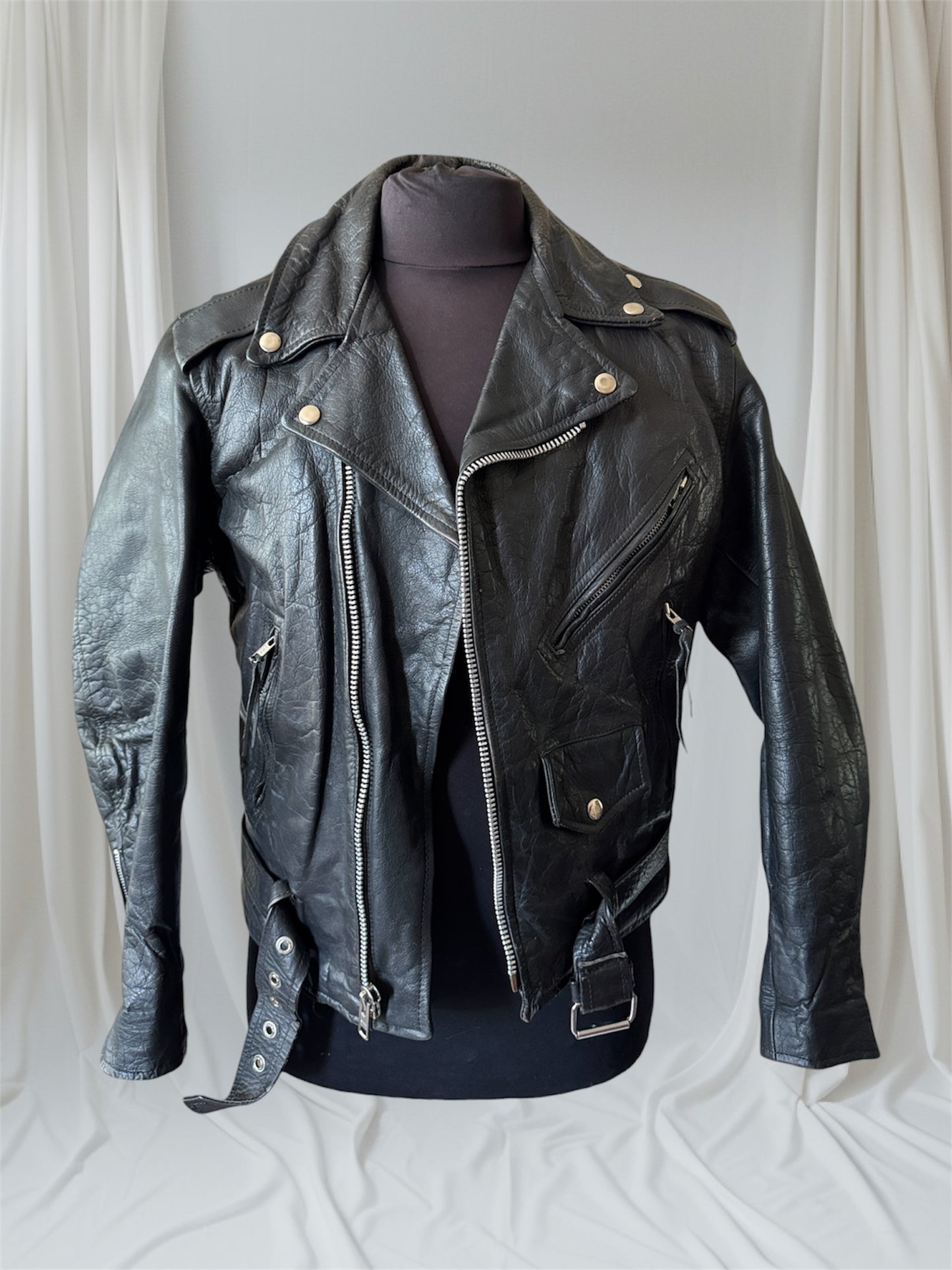 mens vintage leather motorcycle jacket 1980s